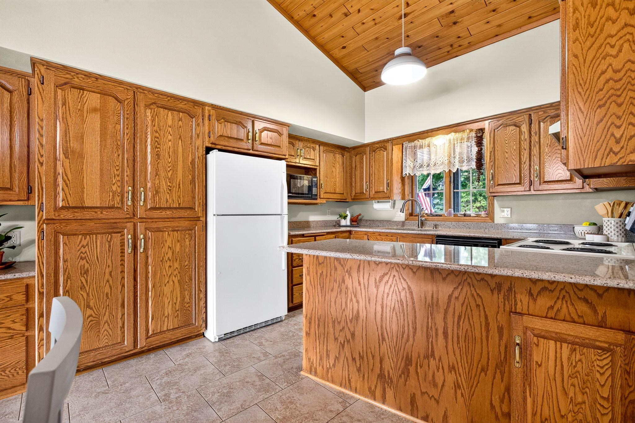 W6561 CEDAR Lane