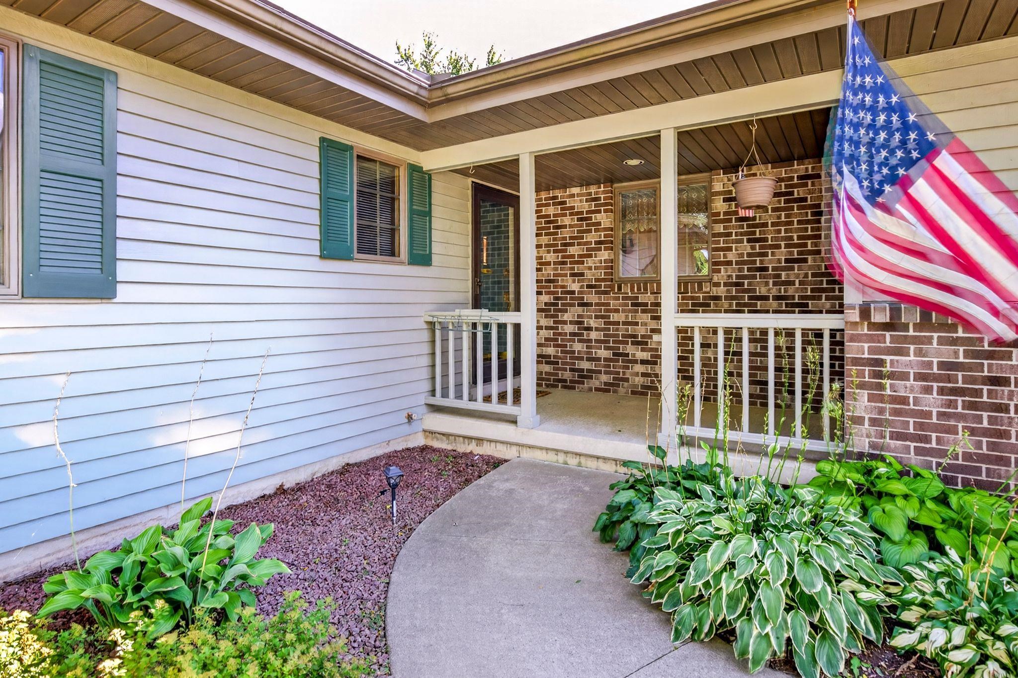 W6561 CEDAR Lane
