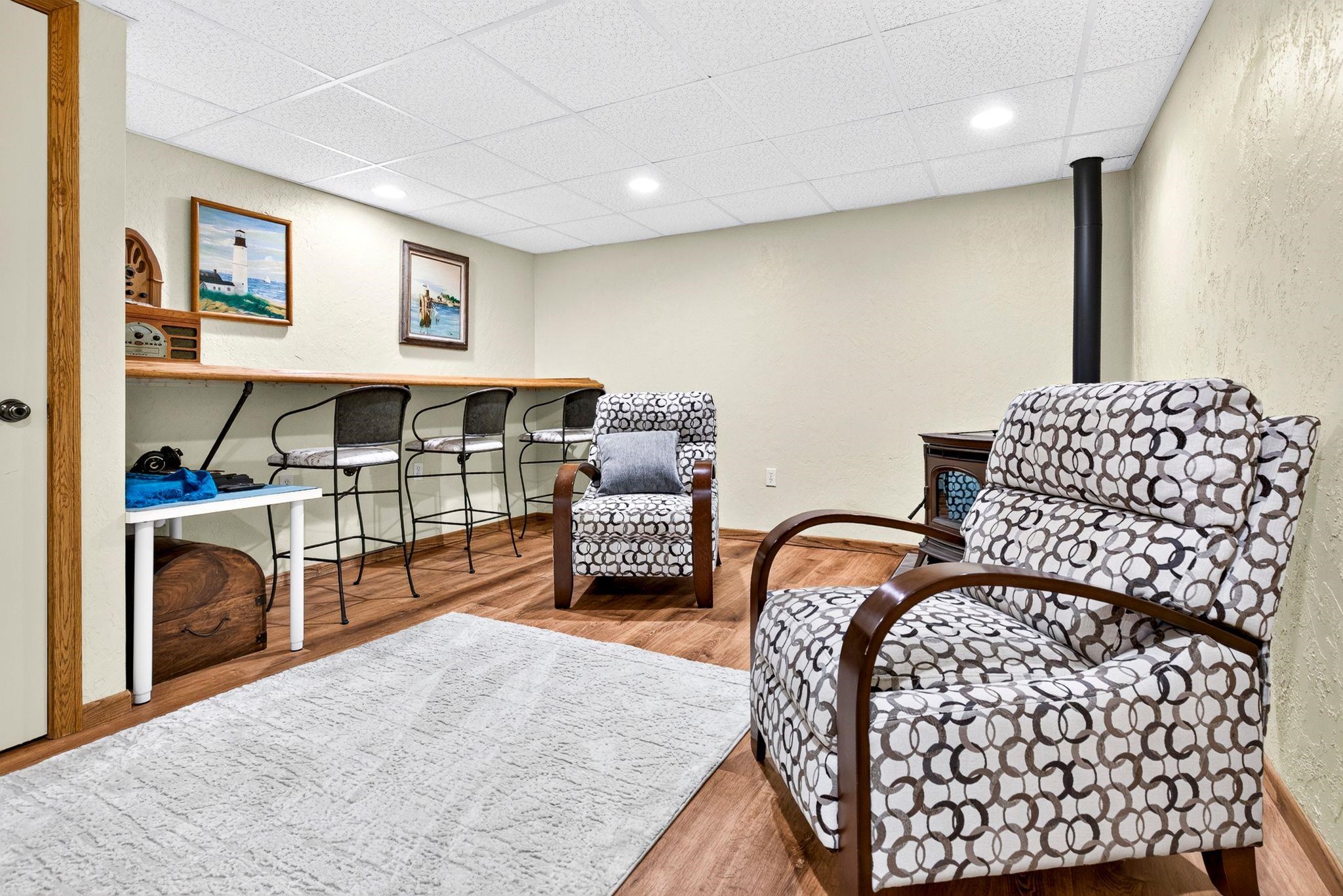 629 WOODSIDE Drive