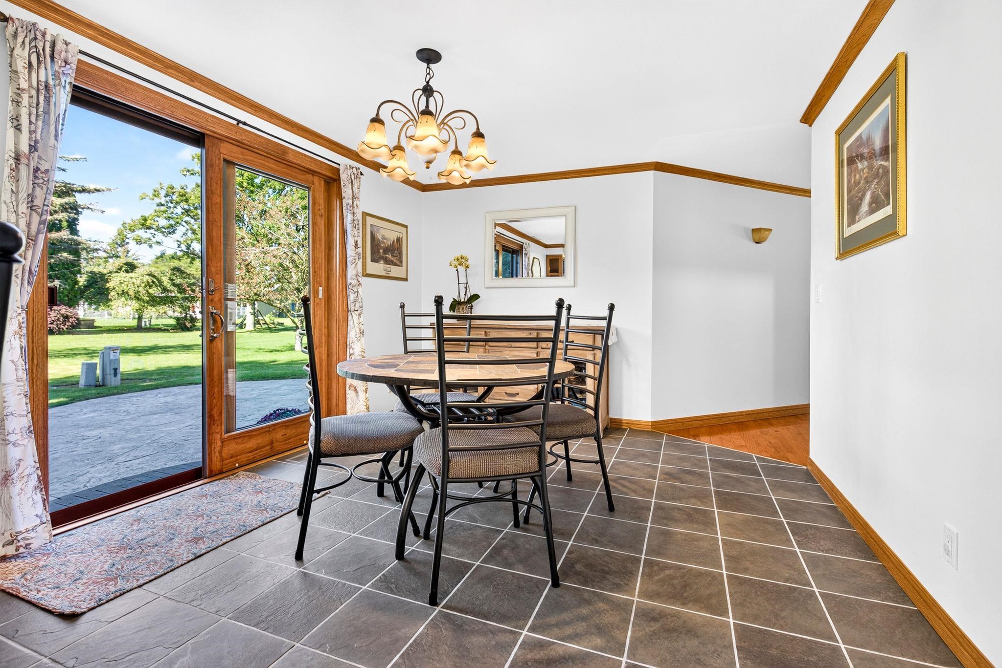 629 WOODSIDE Drive