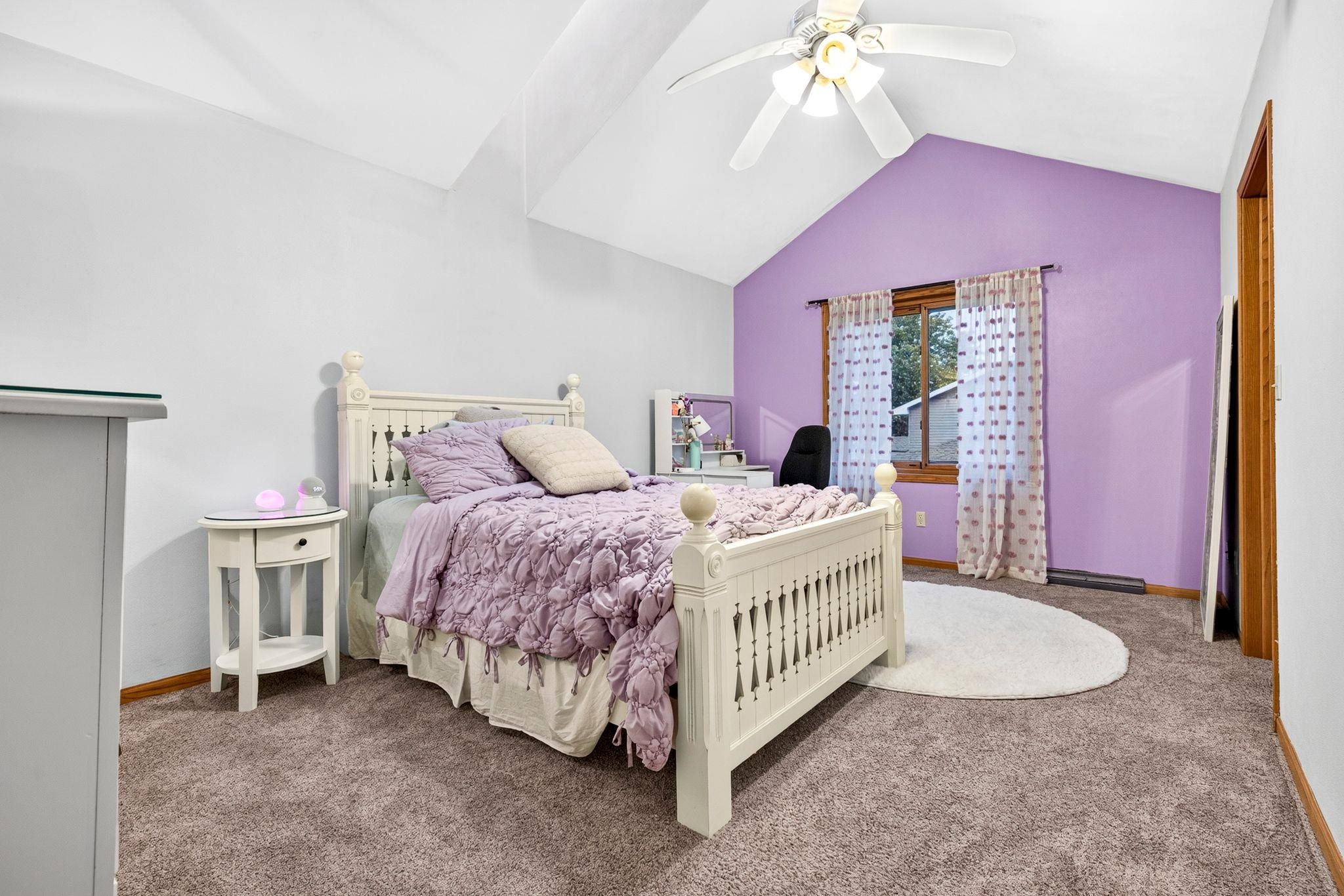 1408 W SENECA Drive