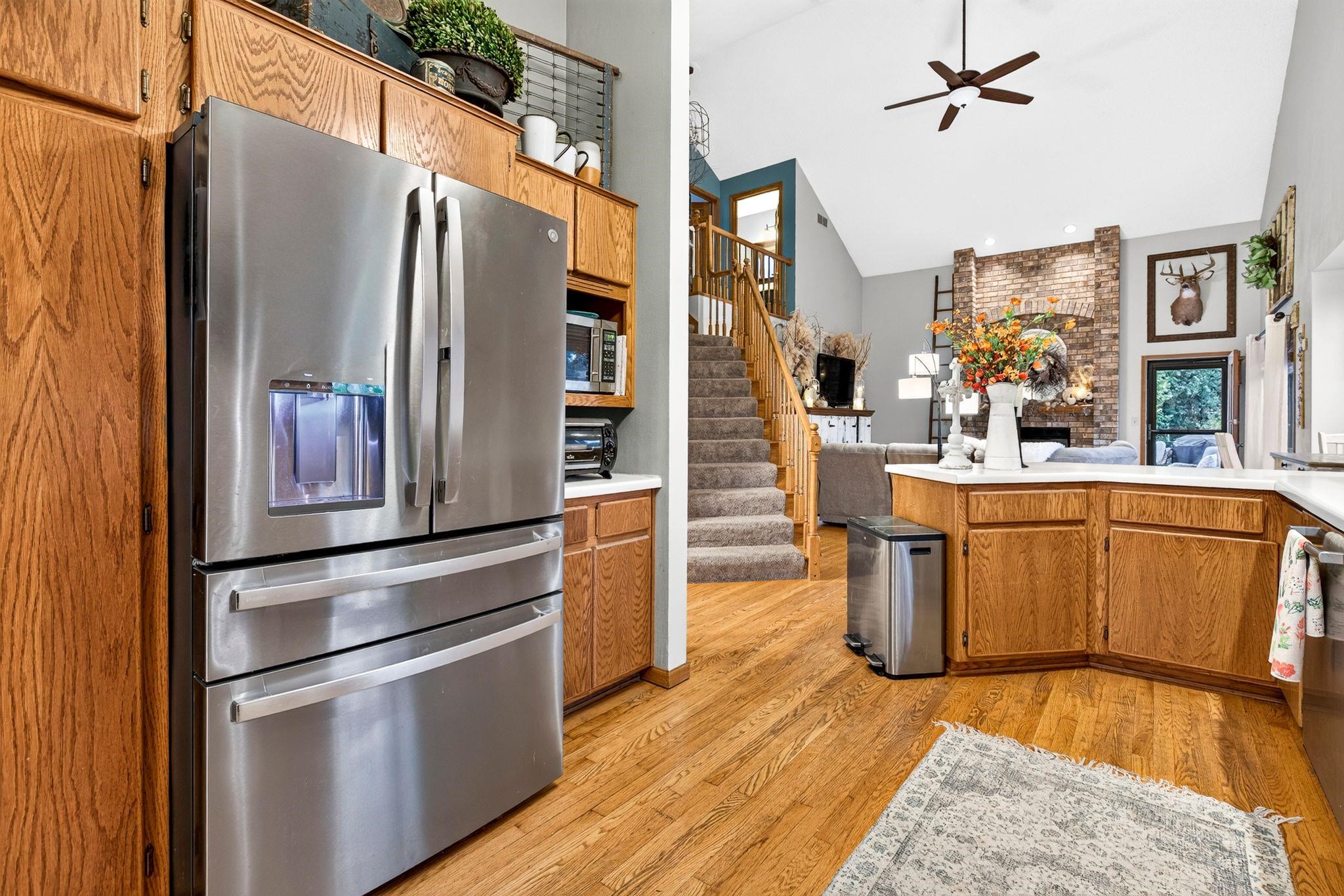 1408 W SENECA Drive