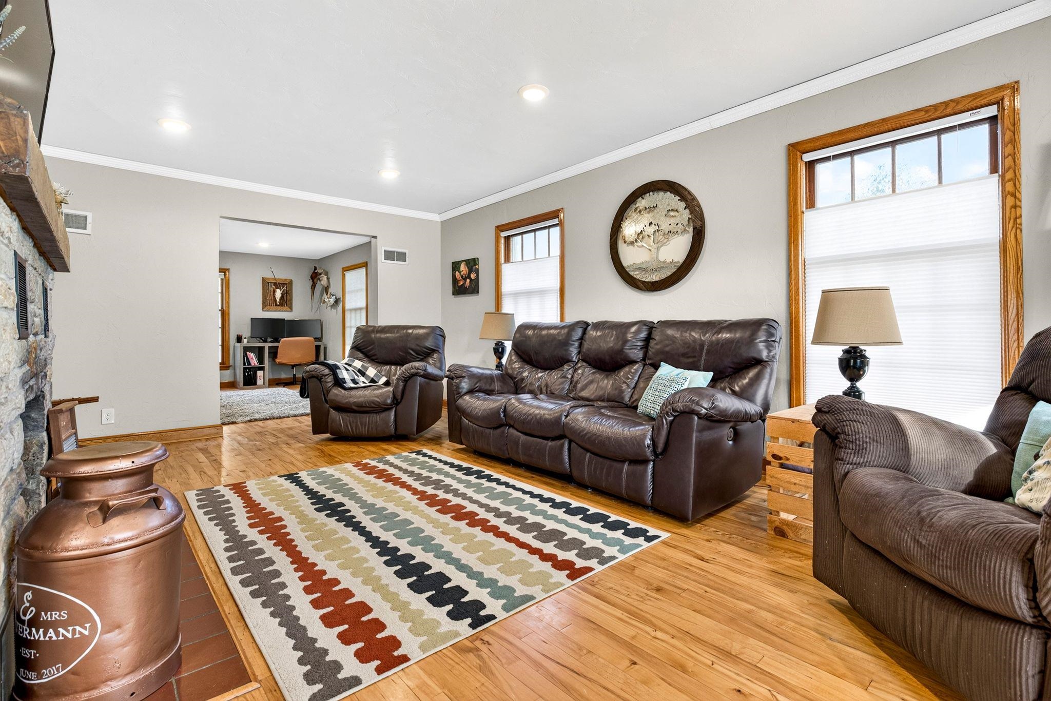 471 HOLLAND Court