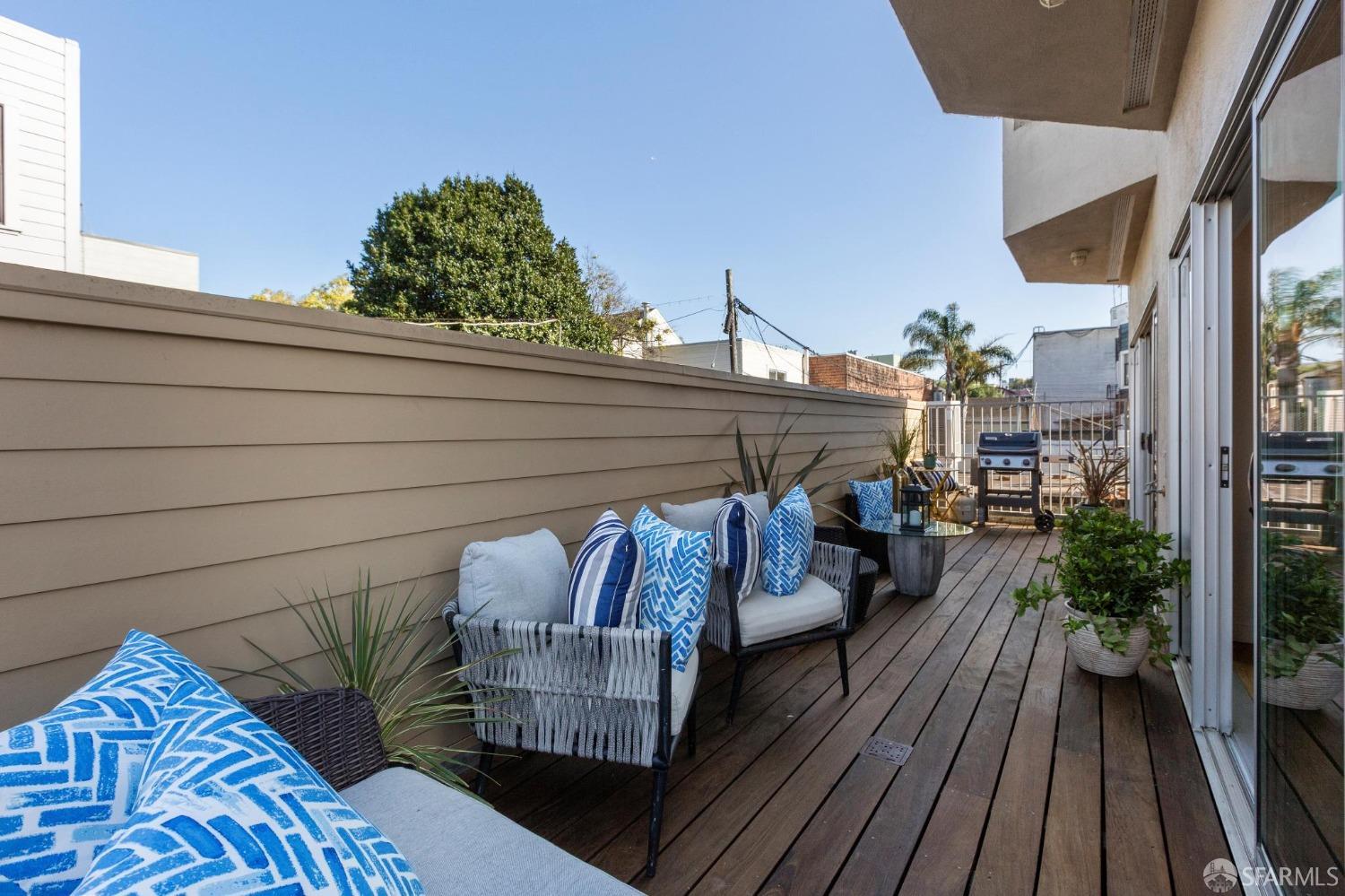 2235 Mission Street # 2