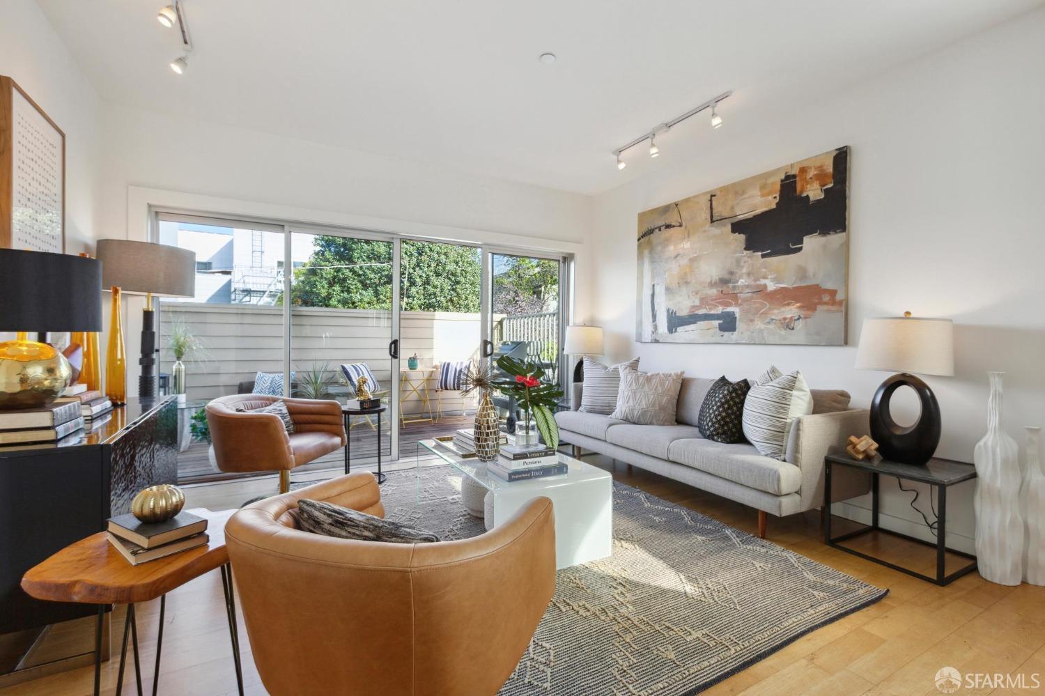 2235 Mission Street # 2