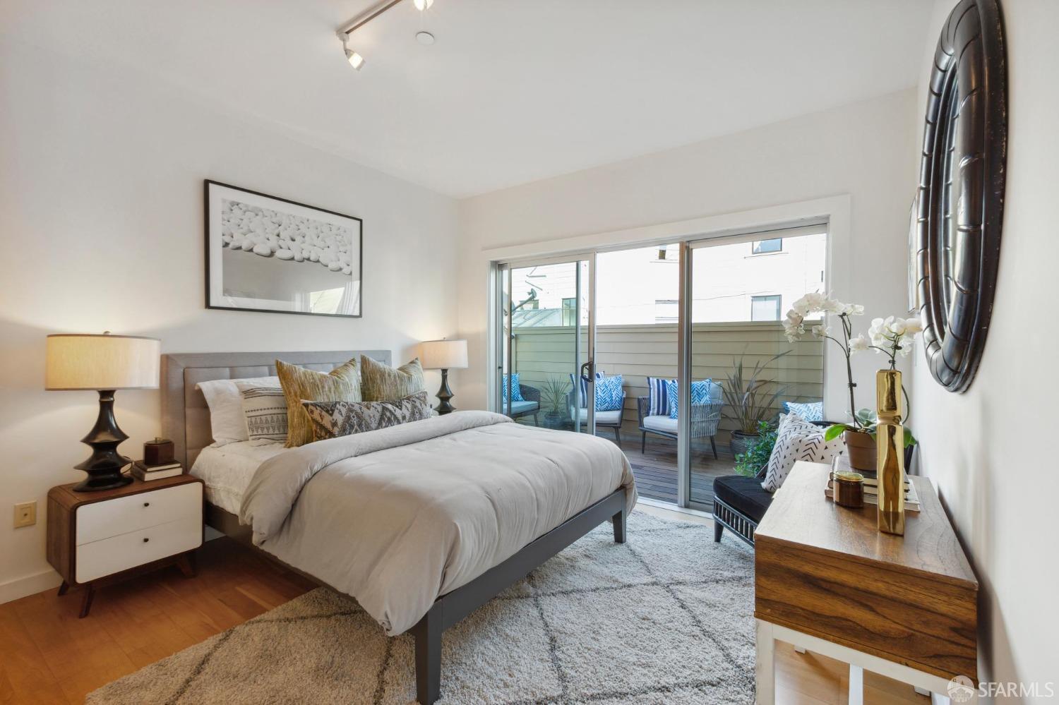 2235 Mission Street # 2