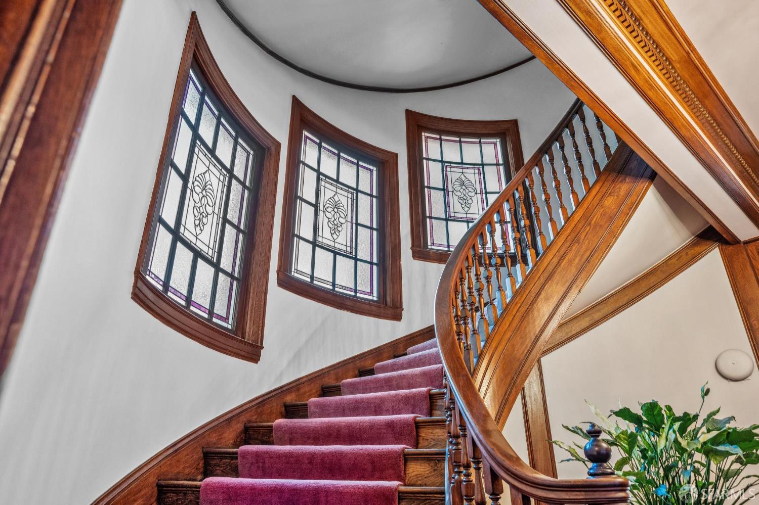 901 Powell Street # 18