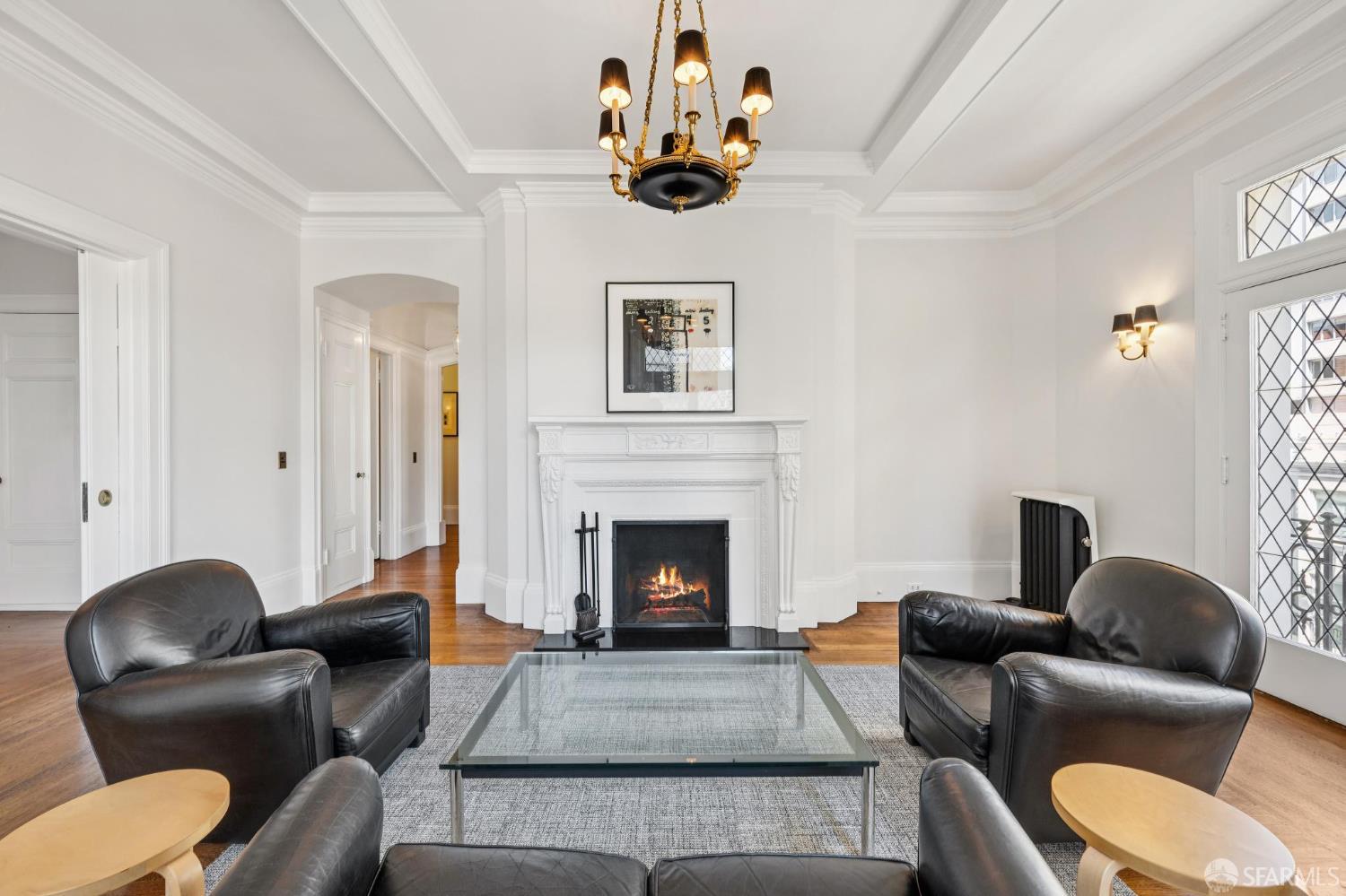 901 Powell Street # 18