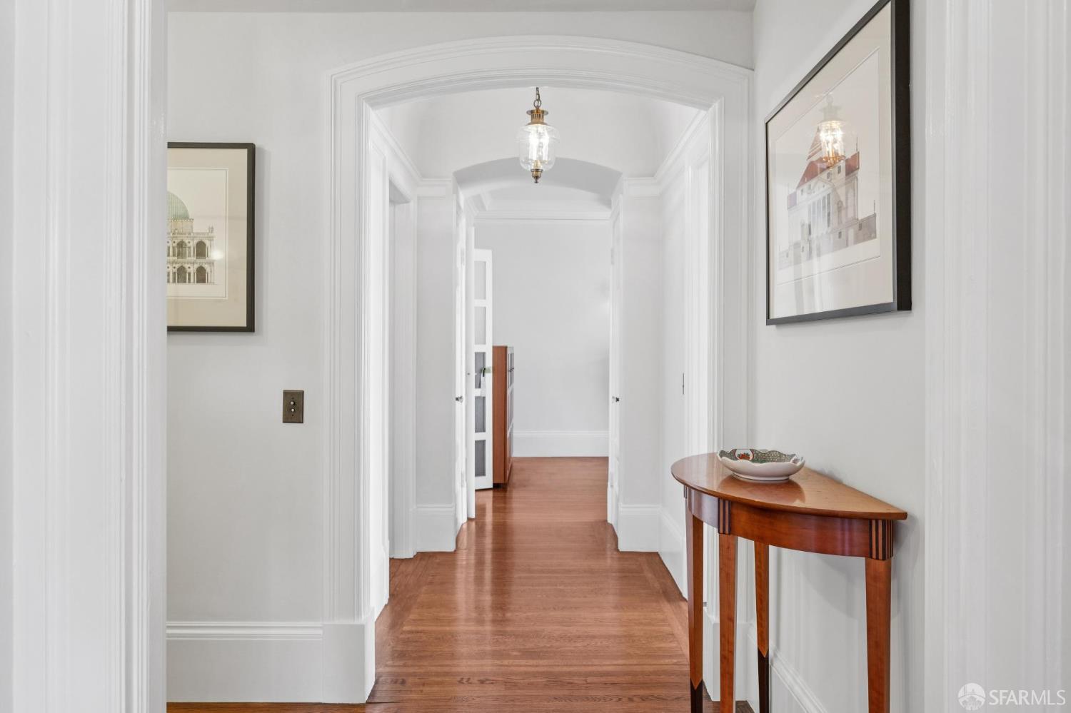 901 Powell Street # 18