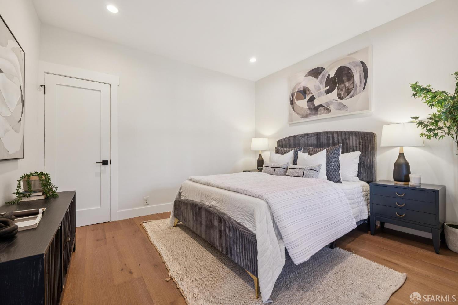 433 Excelsior Avenue