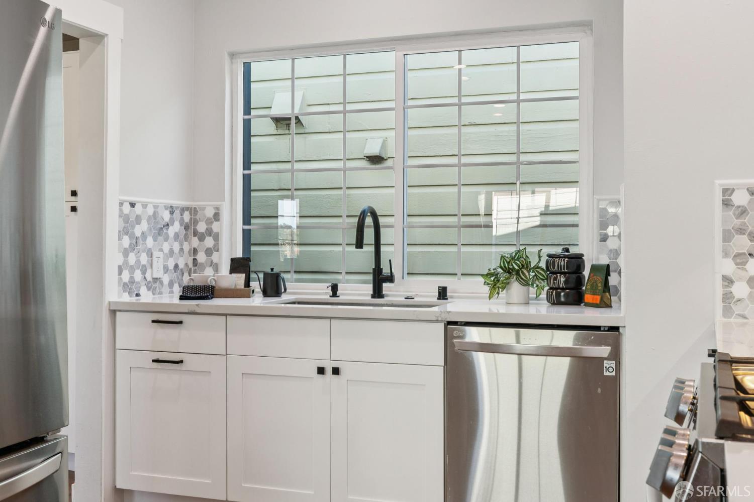 433 Excelsior Avenue