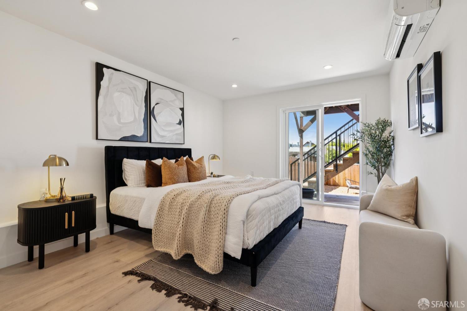 422 Winchester Street