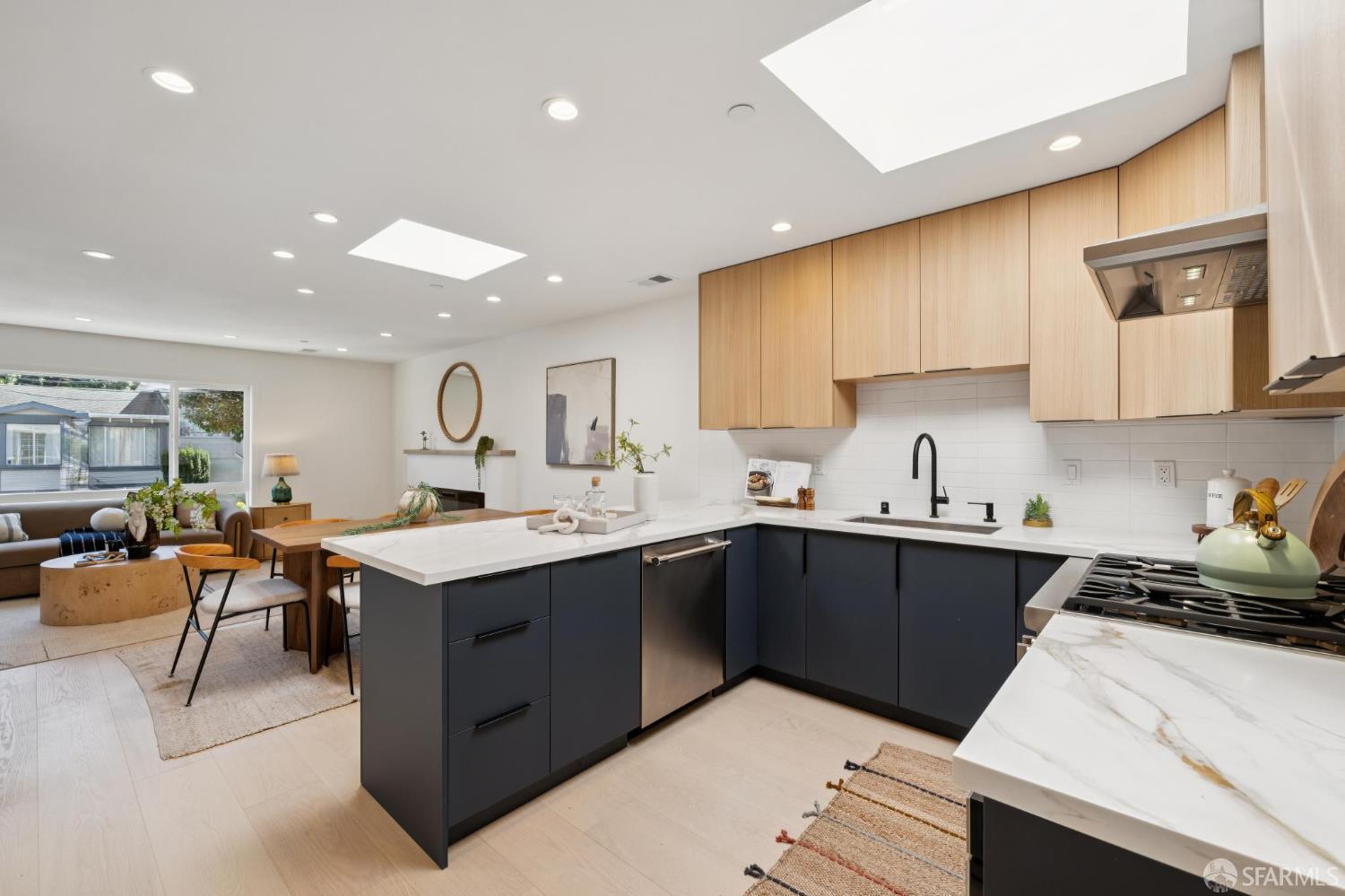 422 Winchester Street