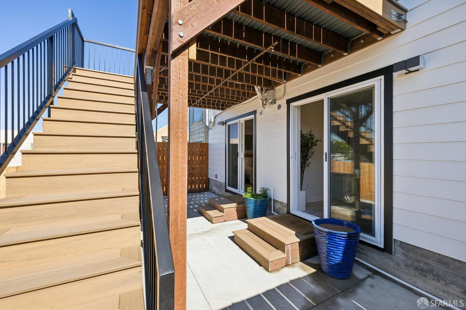 422 Winchester Street