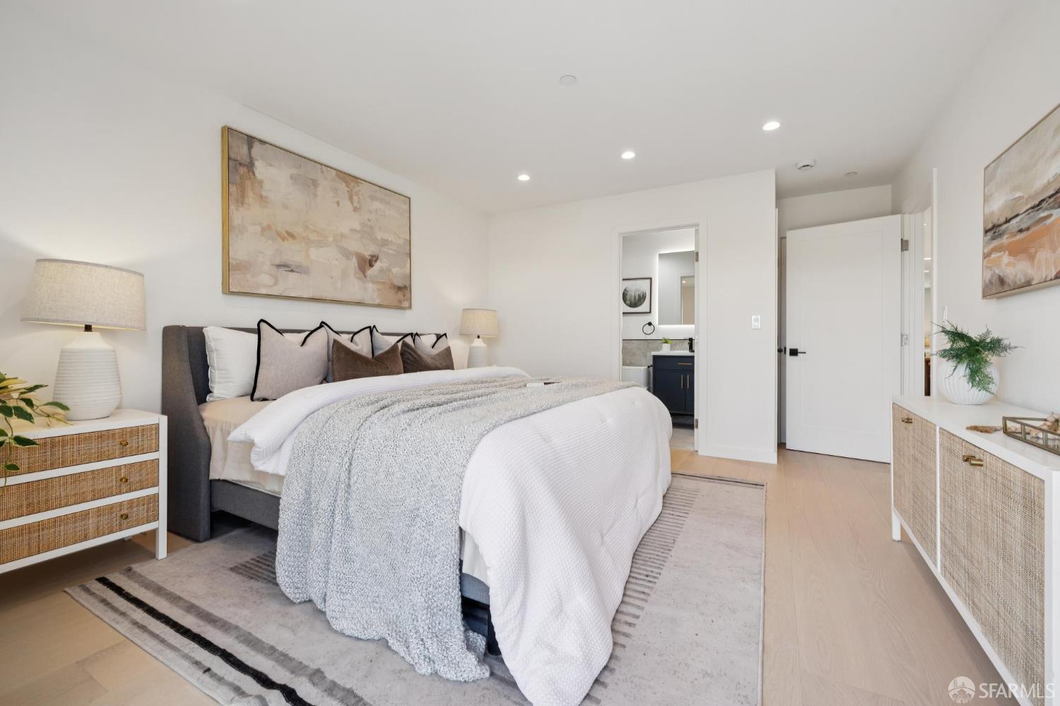 422 Winchester Street