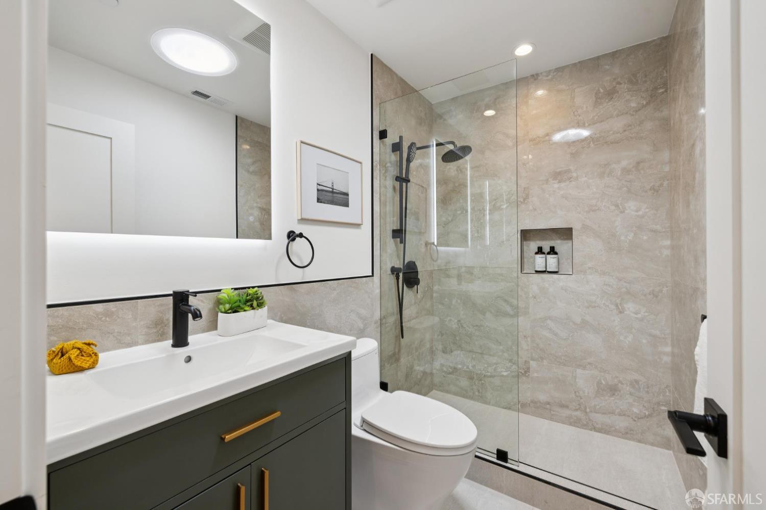 422 Winchester Street