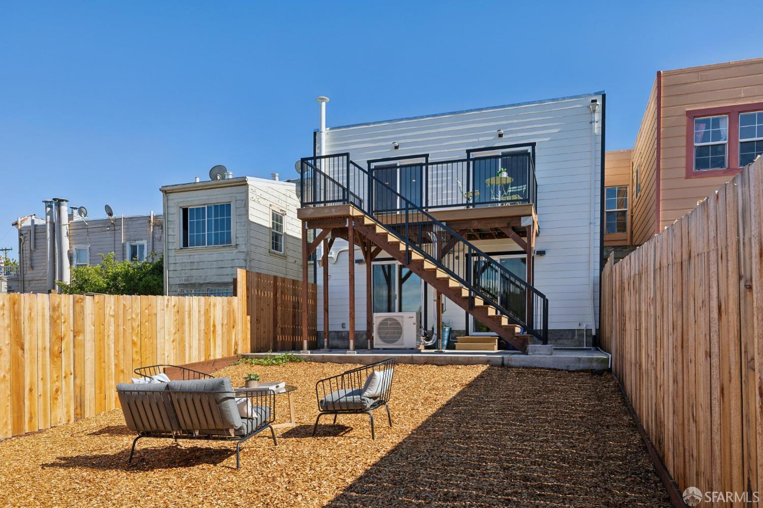 422 Winchester Street