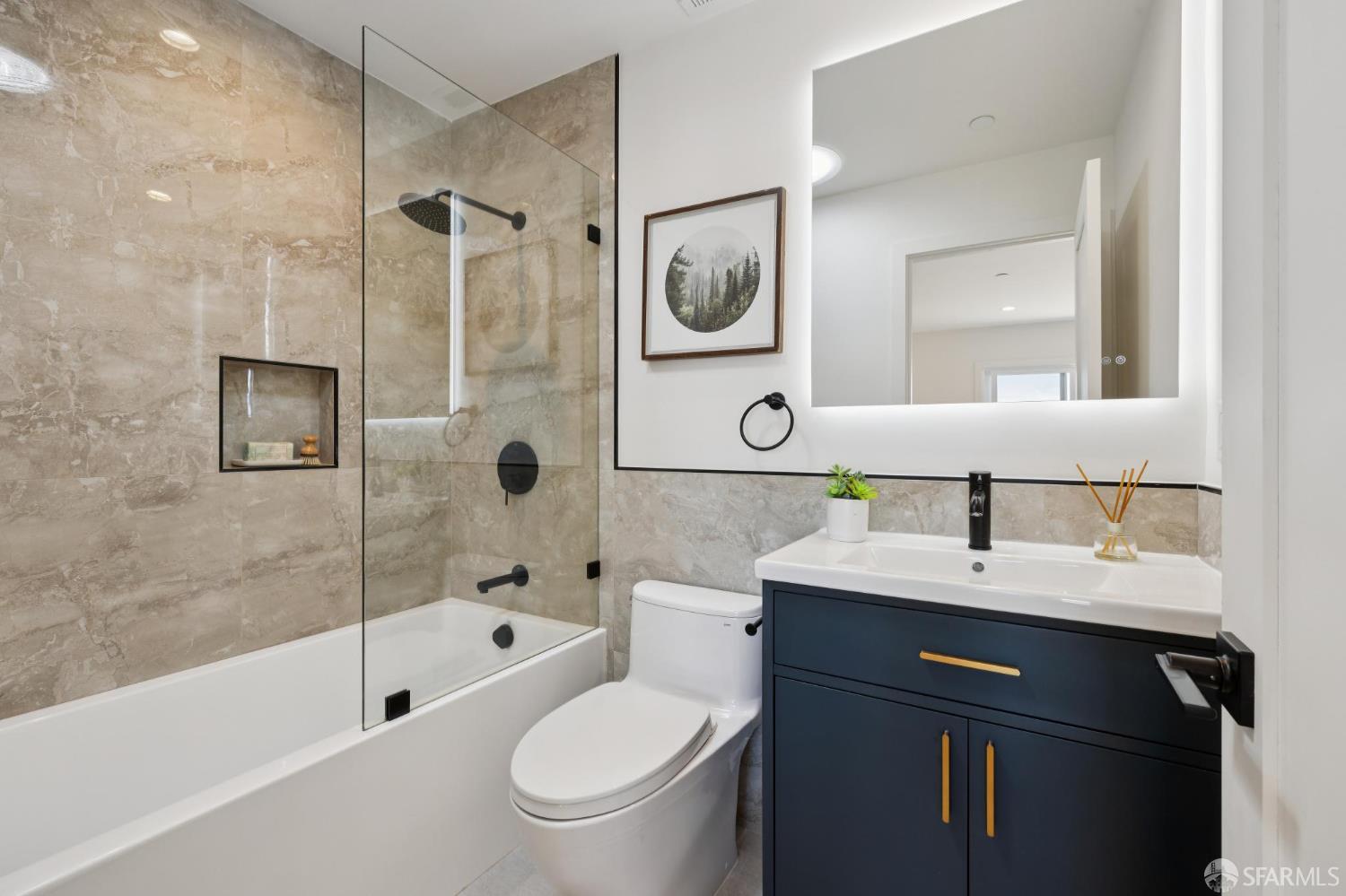 422 Winchester Street