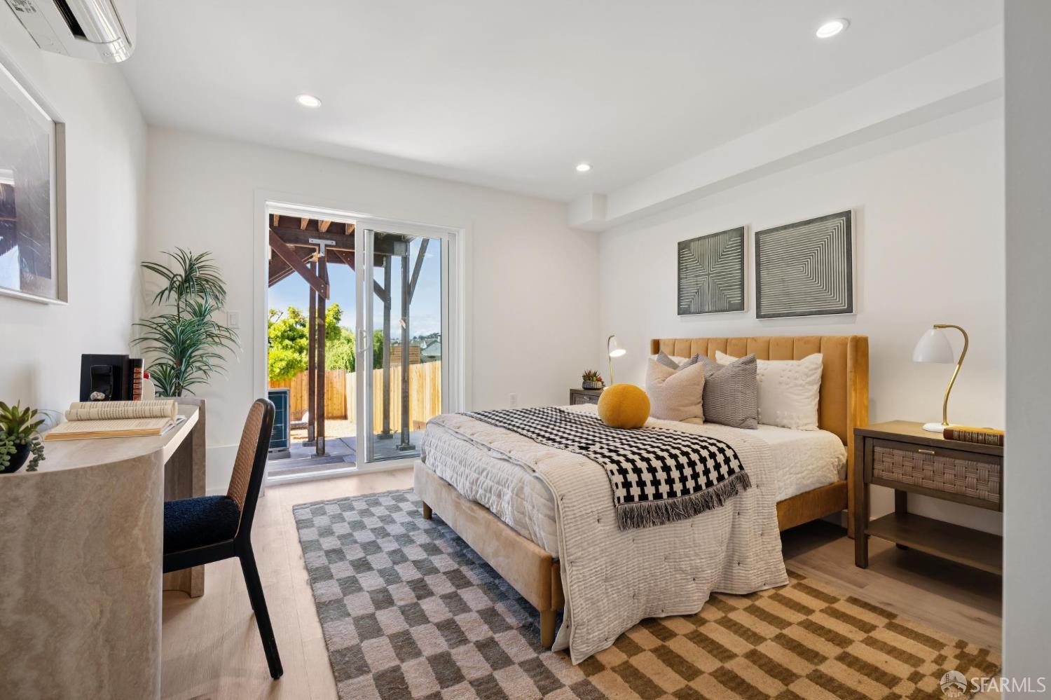 422 Winchester Street