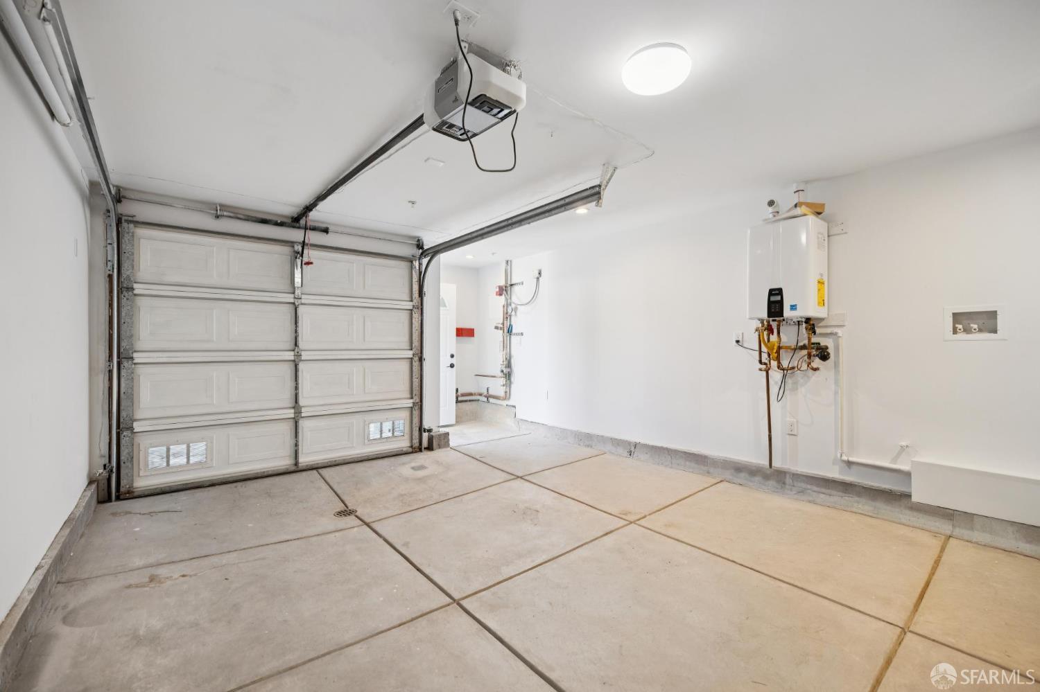 422 Winchester Street