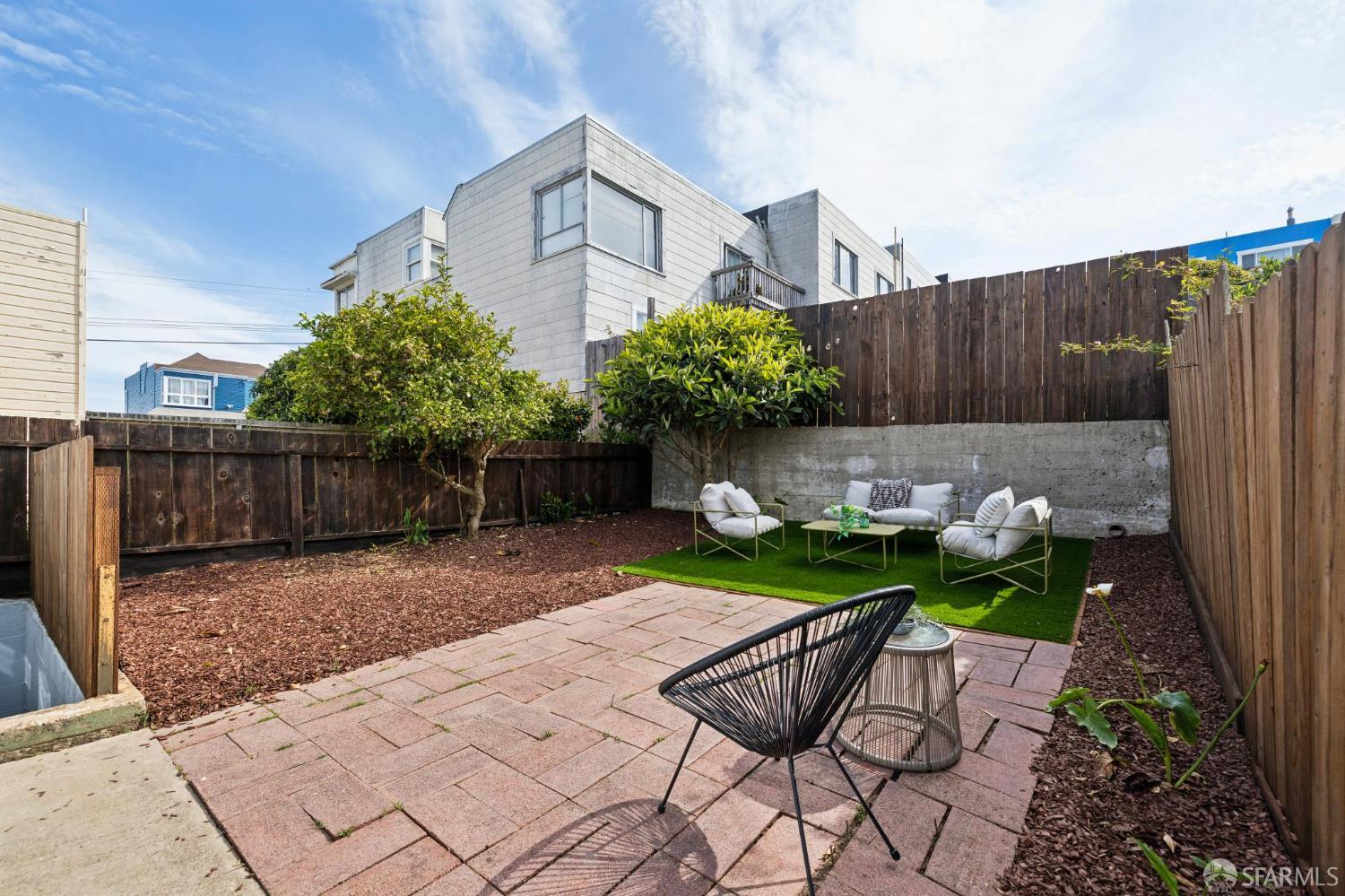 2010 30th Avenue