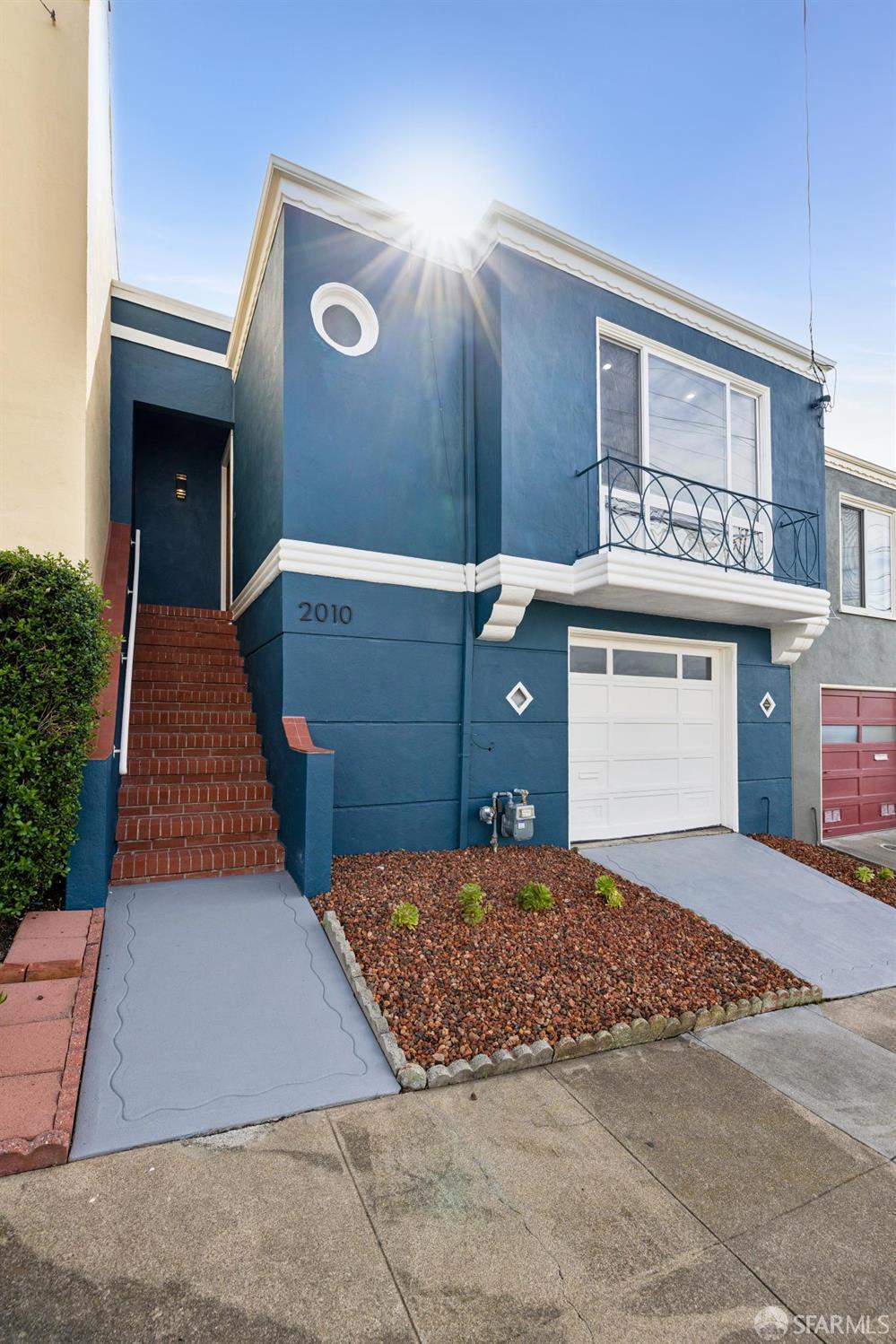 2010 30th Avenue