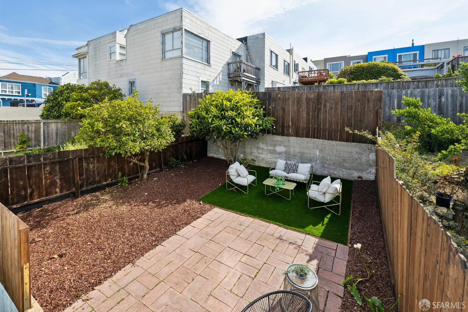 2010 30th Avenue