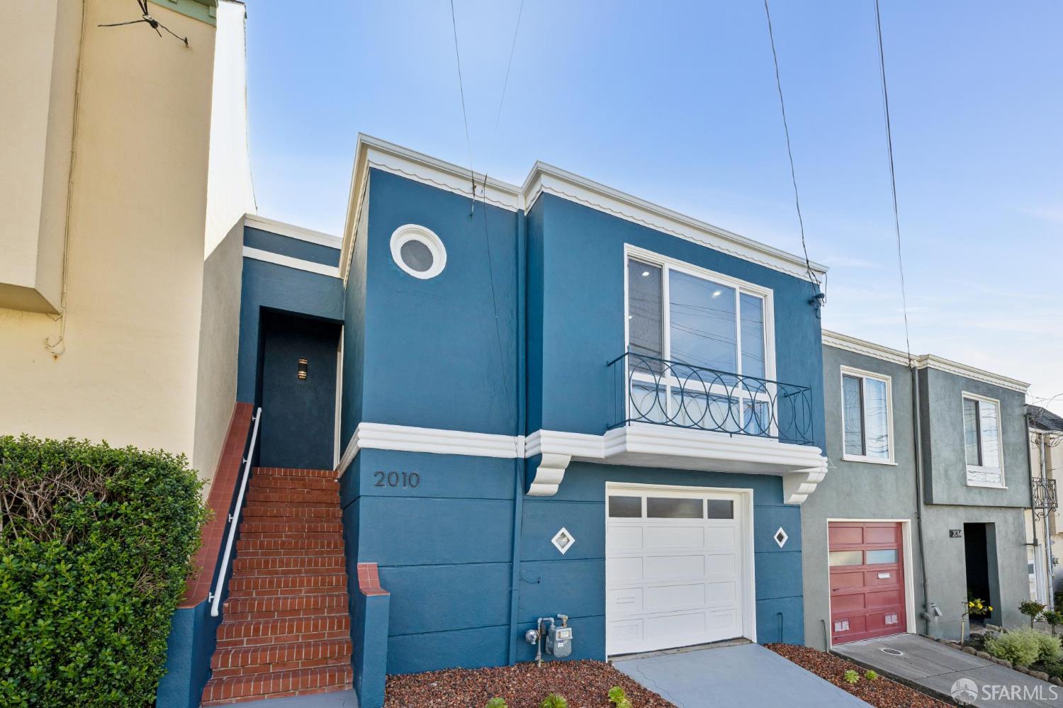 2010 30th Avenue
