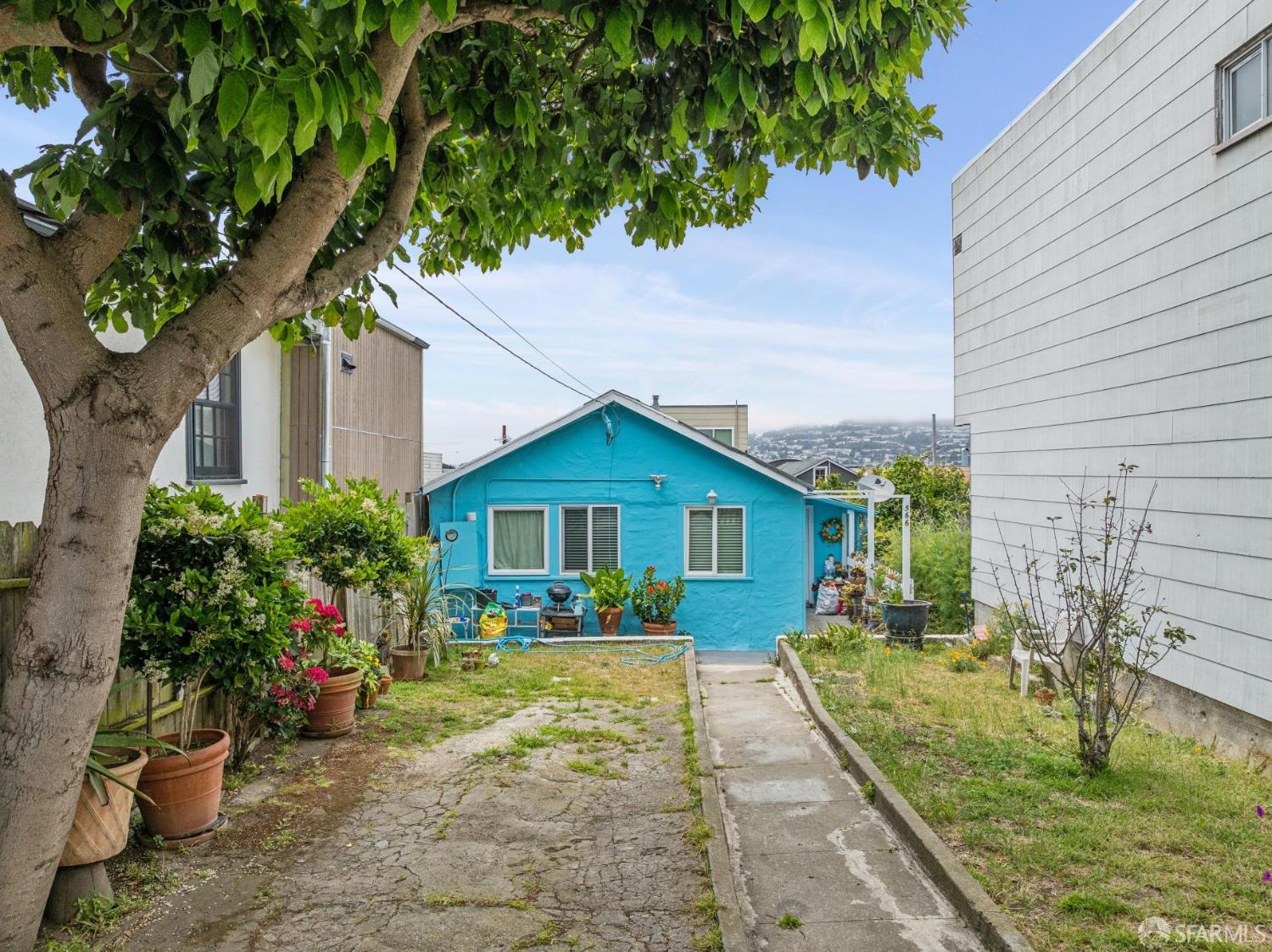 566 Athens Street