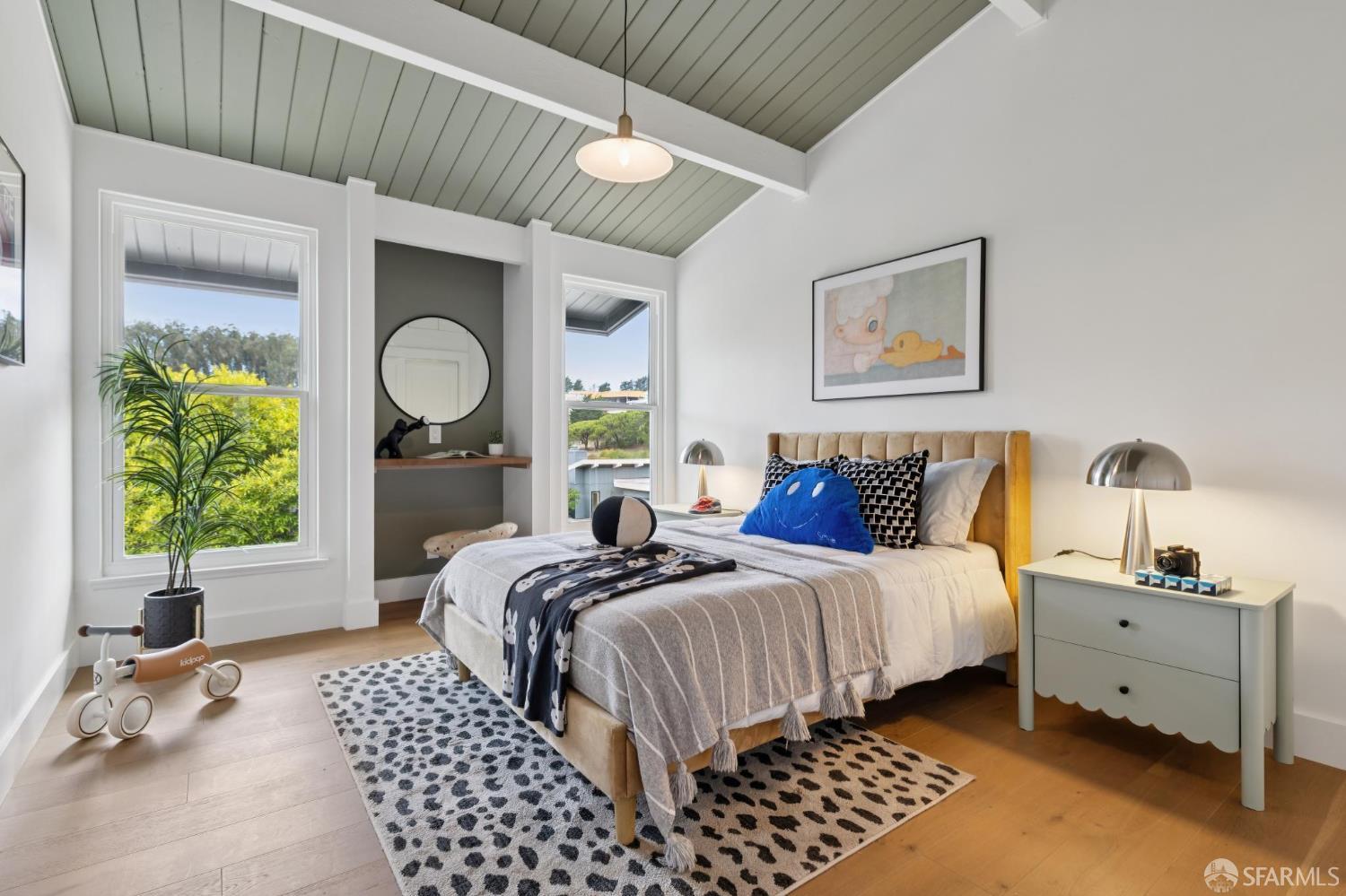 49 Turquoise Way