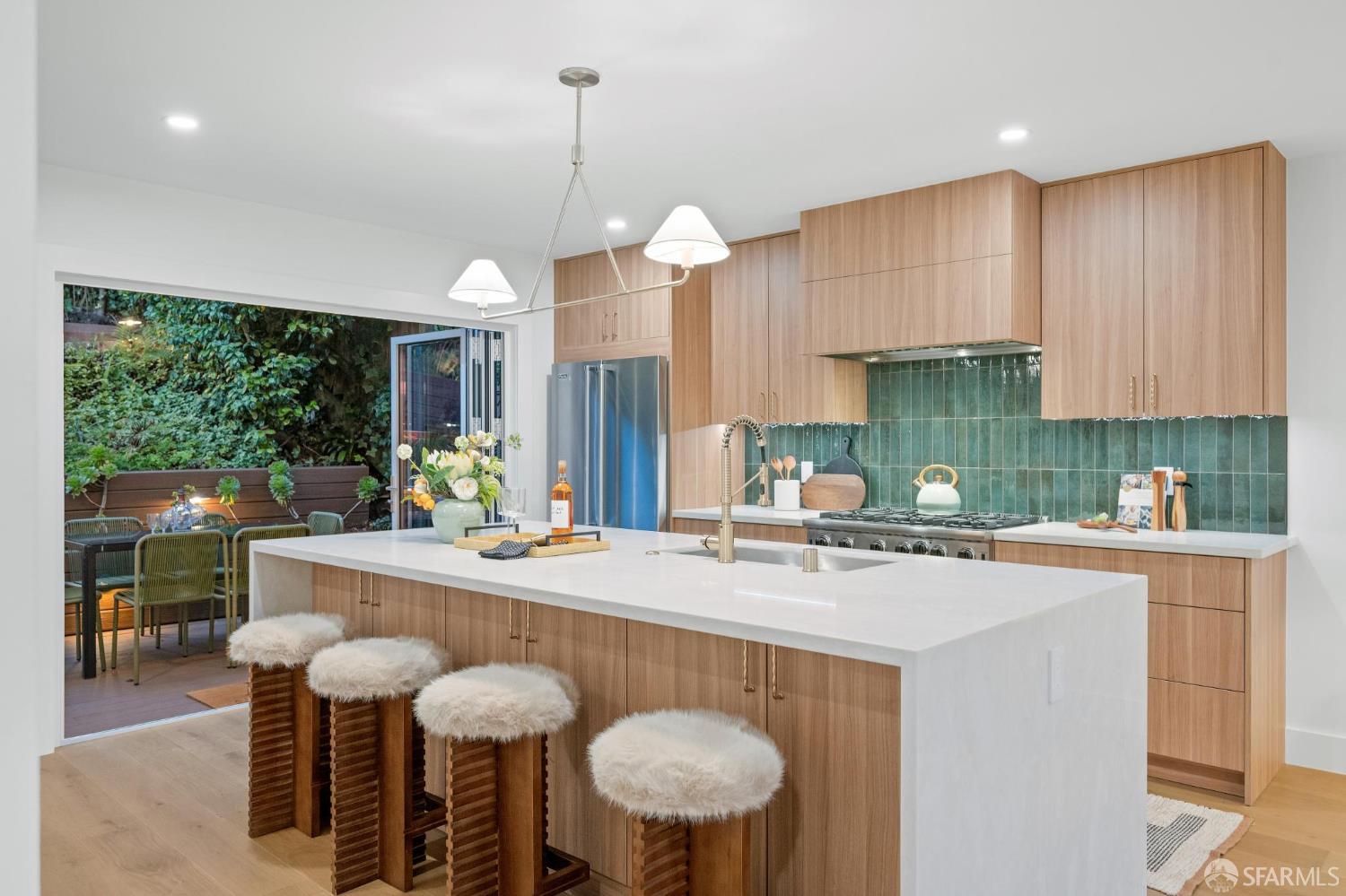 49 Turquoise Way