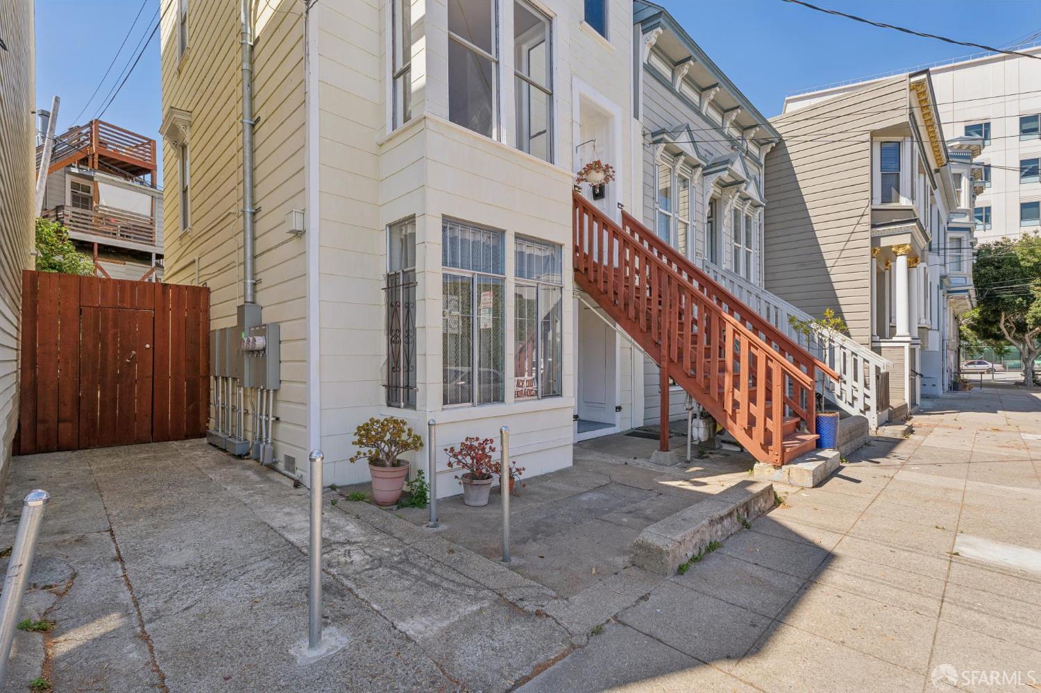 578 San Jose Avenue