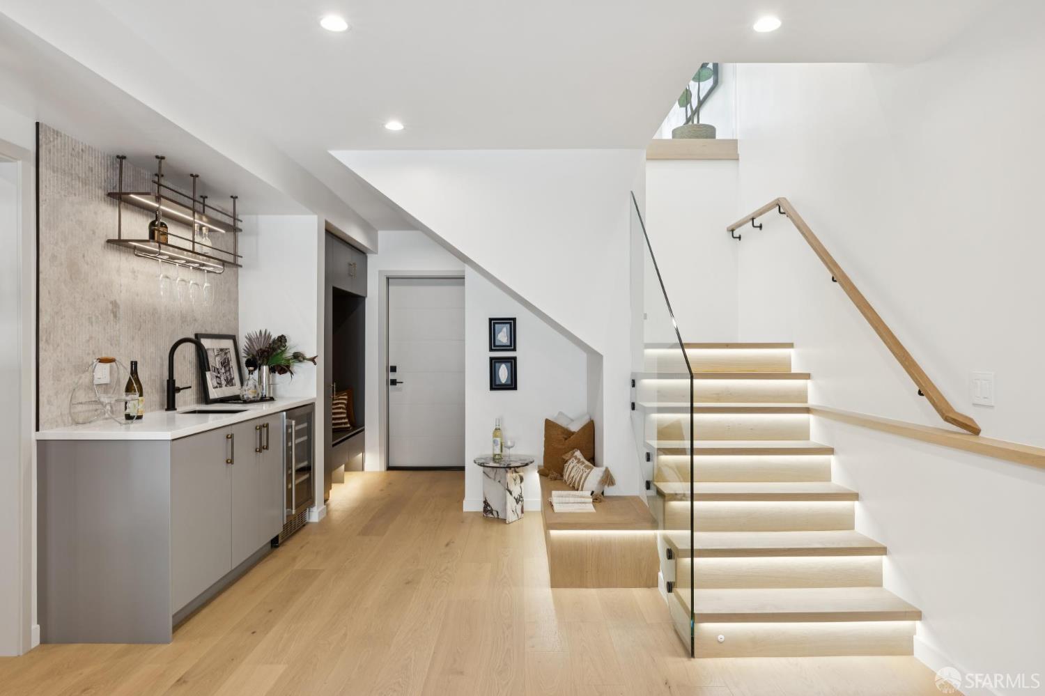 122 Flood Avenue