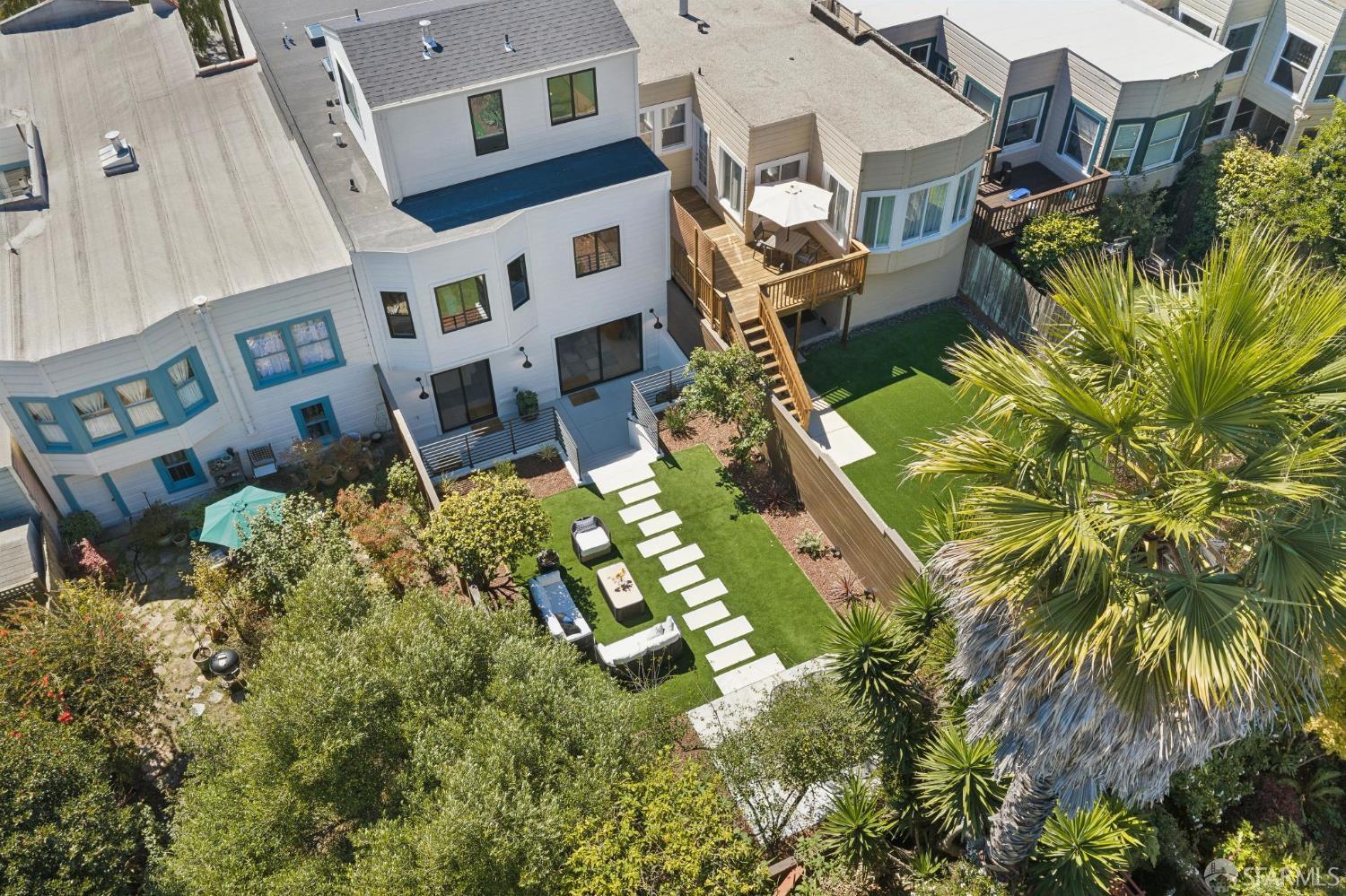 122 Flood Avenue