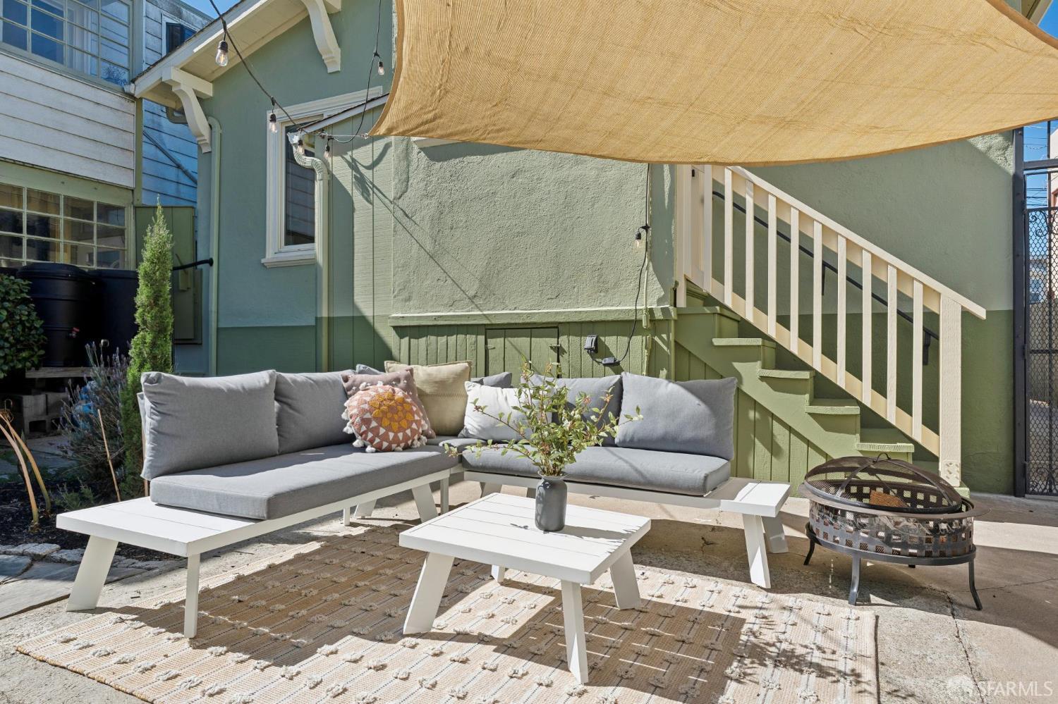 225 Naylor Street