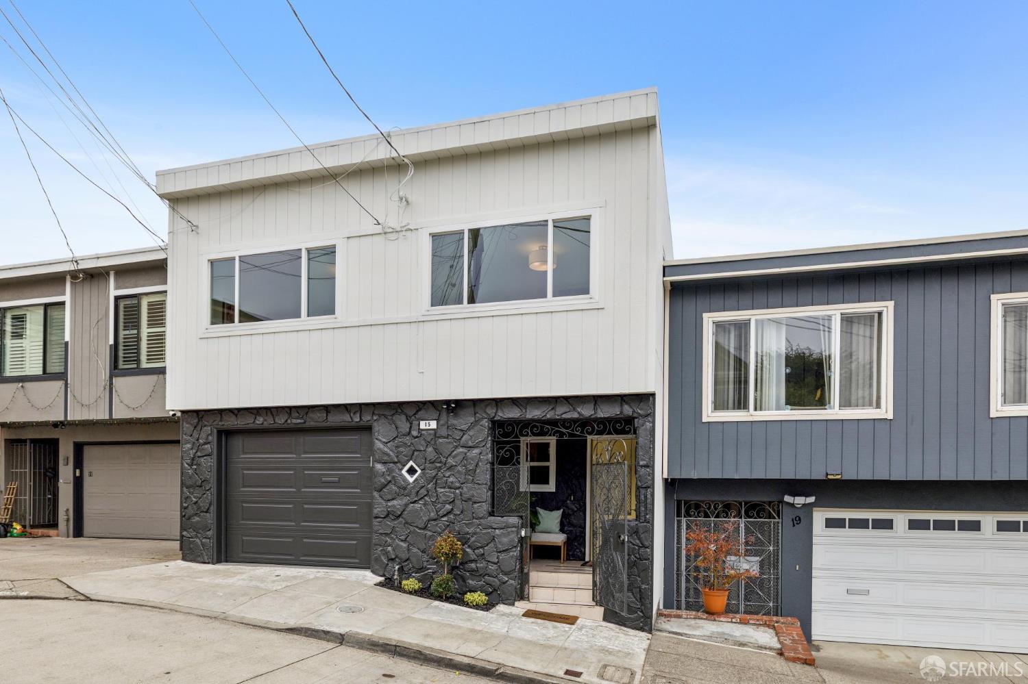 15 Harold Avenue