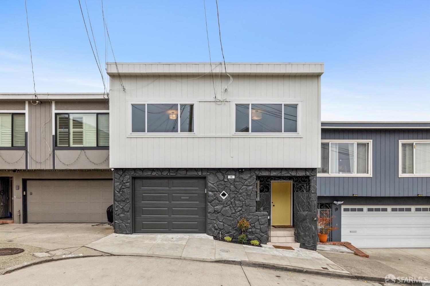 15 Harold Avenue