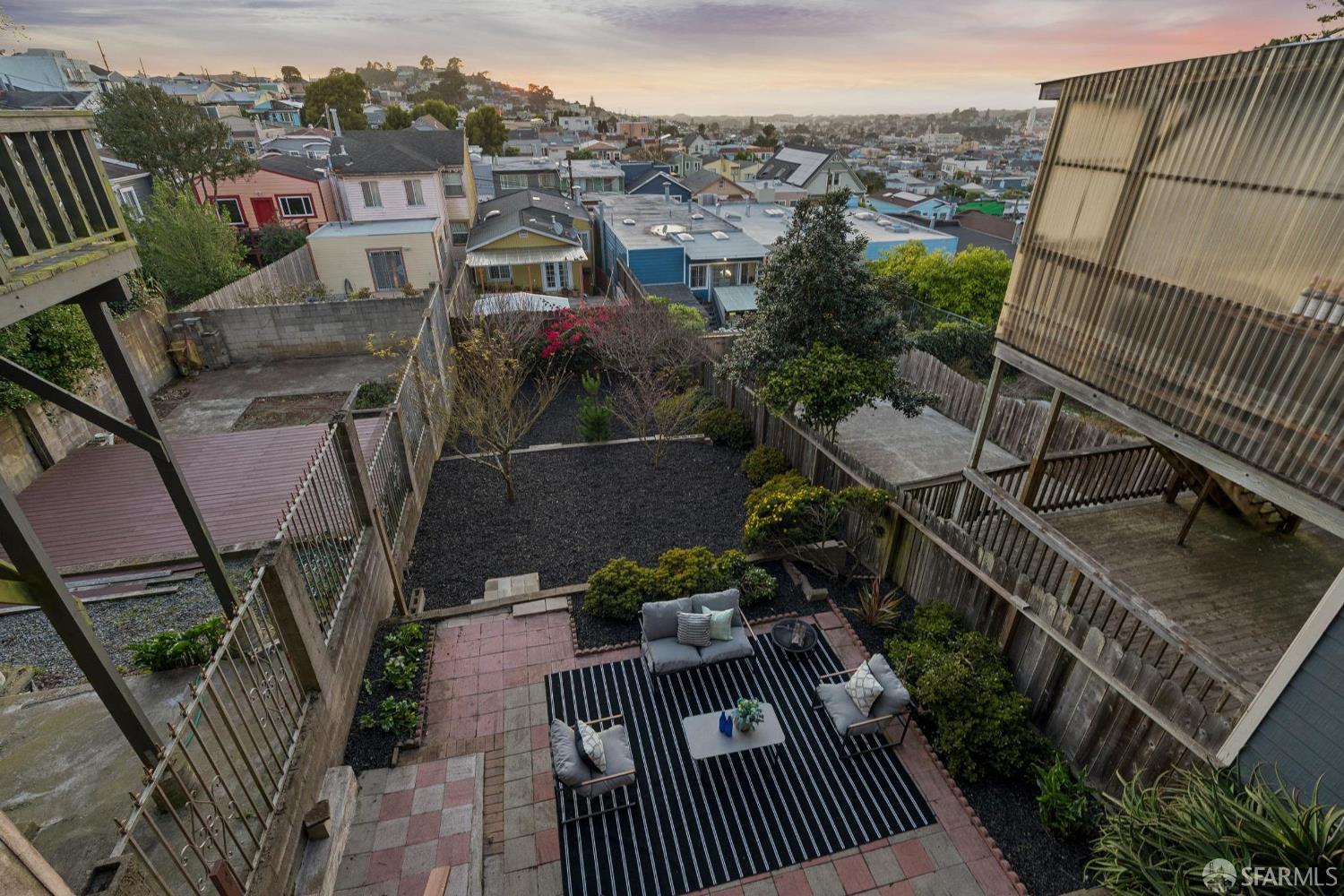 15 Harold Avenue