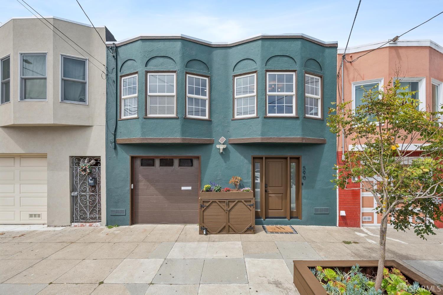 590 Moscow Street