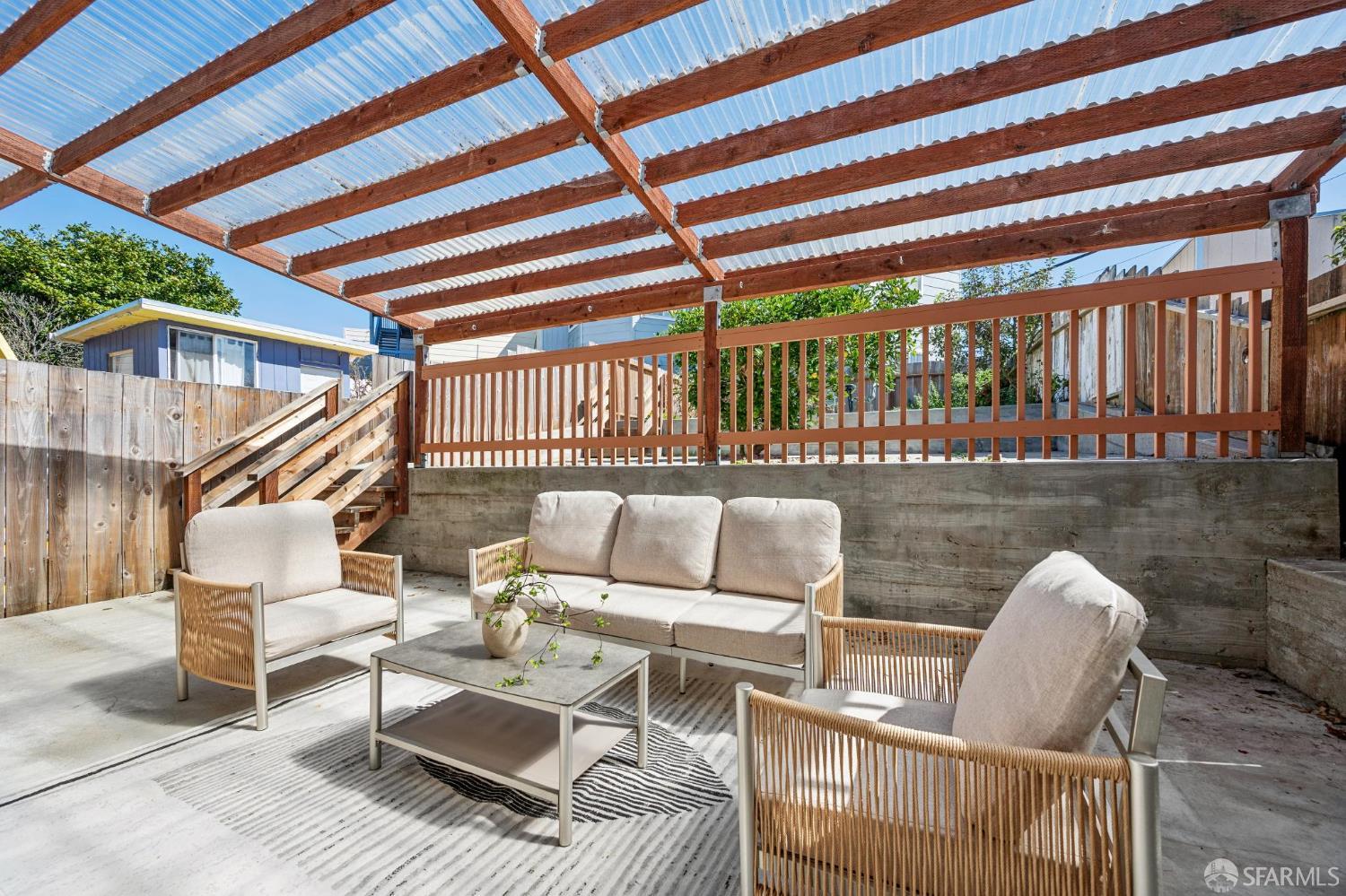 279 St Charles Avenue