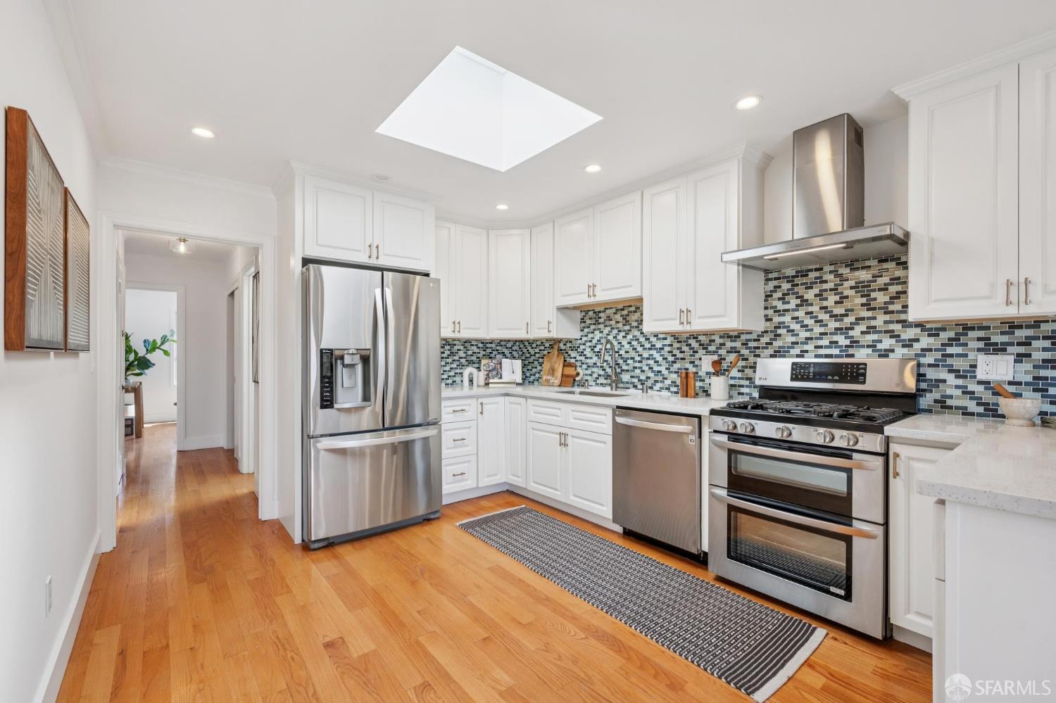 279 St Charles Avenue
