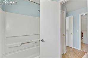 8704 Bamboo Grove