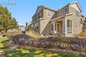 8704 Bamboo Grove