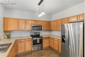 8704 Bamboo Grove