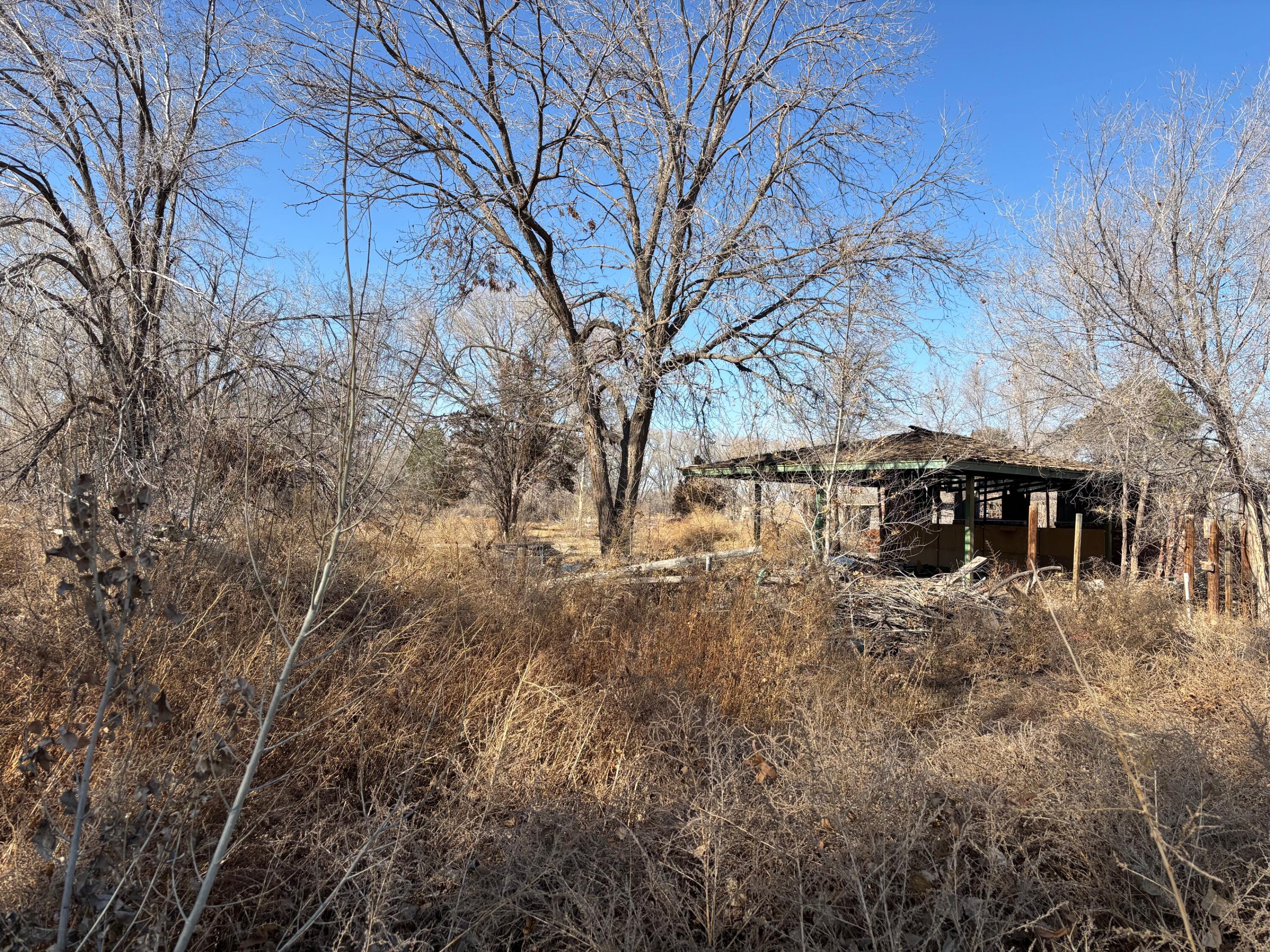 36 MOLINA Road