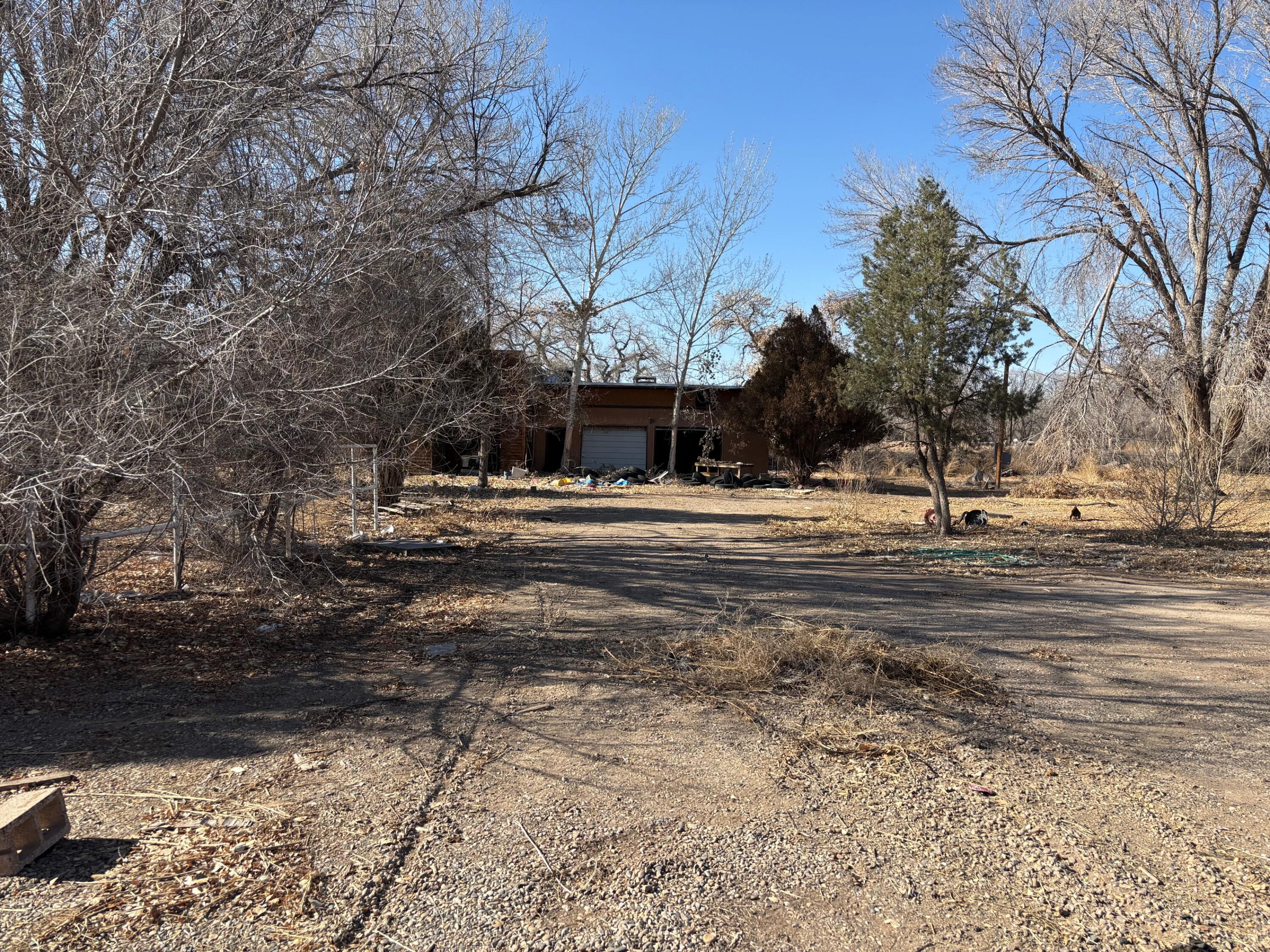 36 MOLINA Road