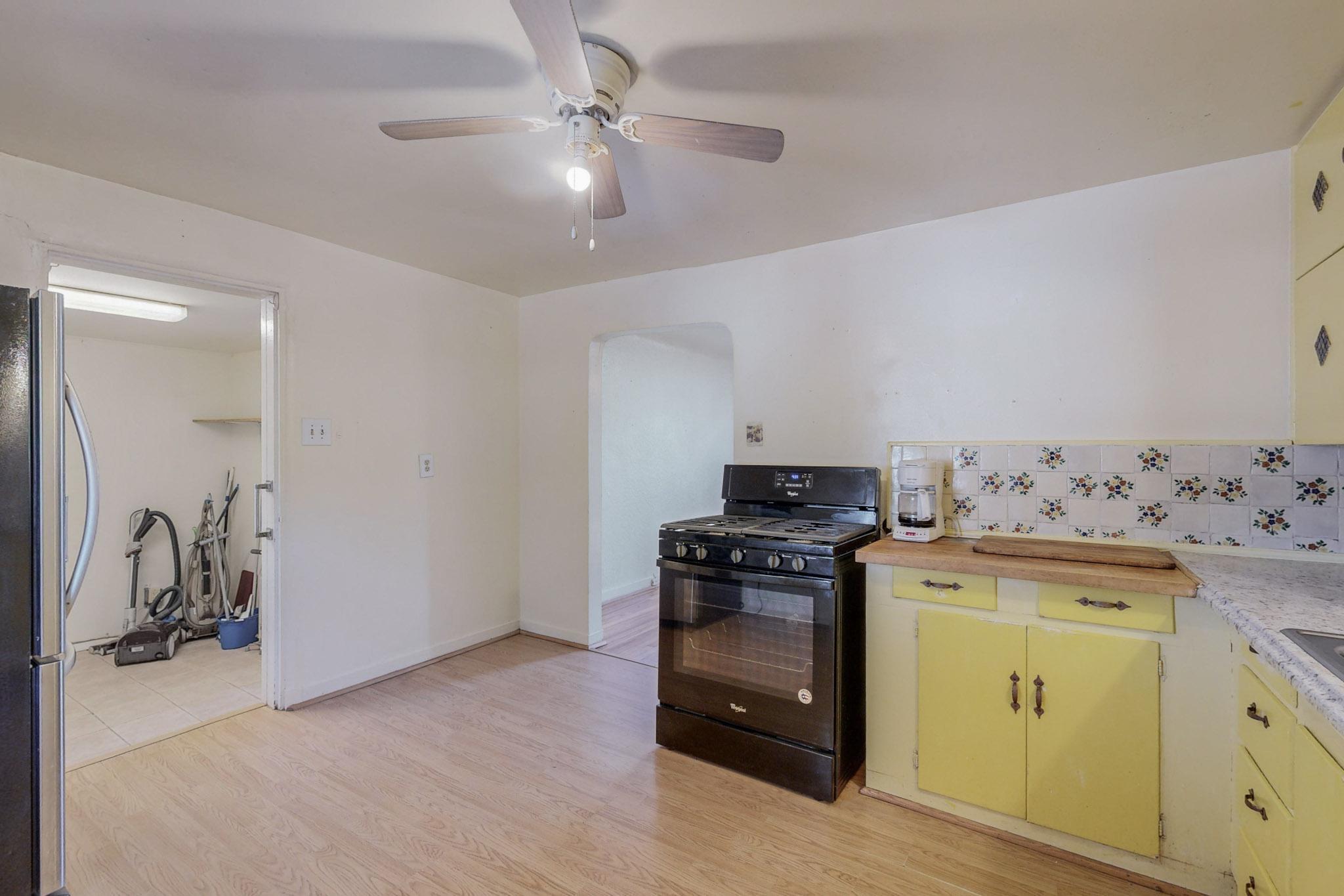 5015 EL PASEO Drive NW