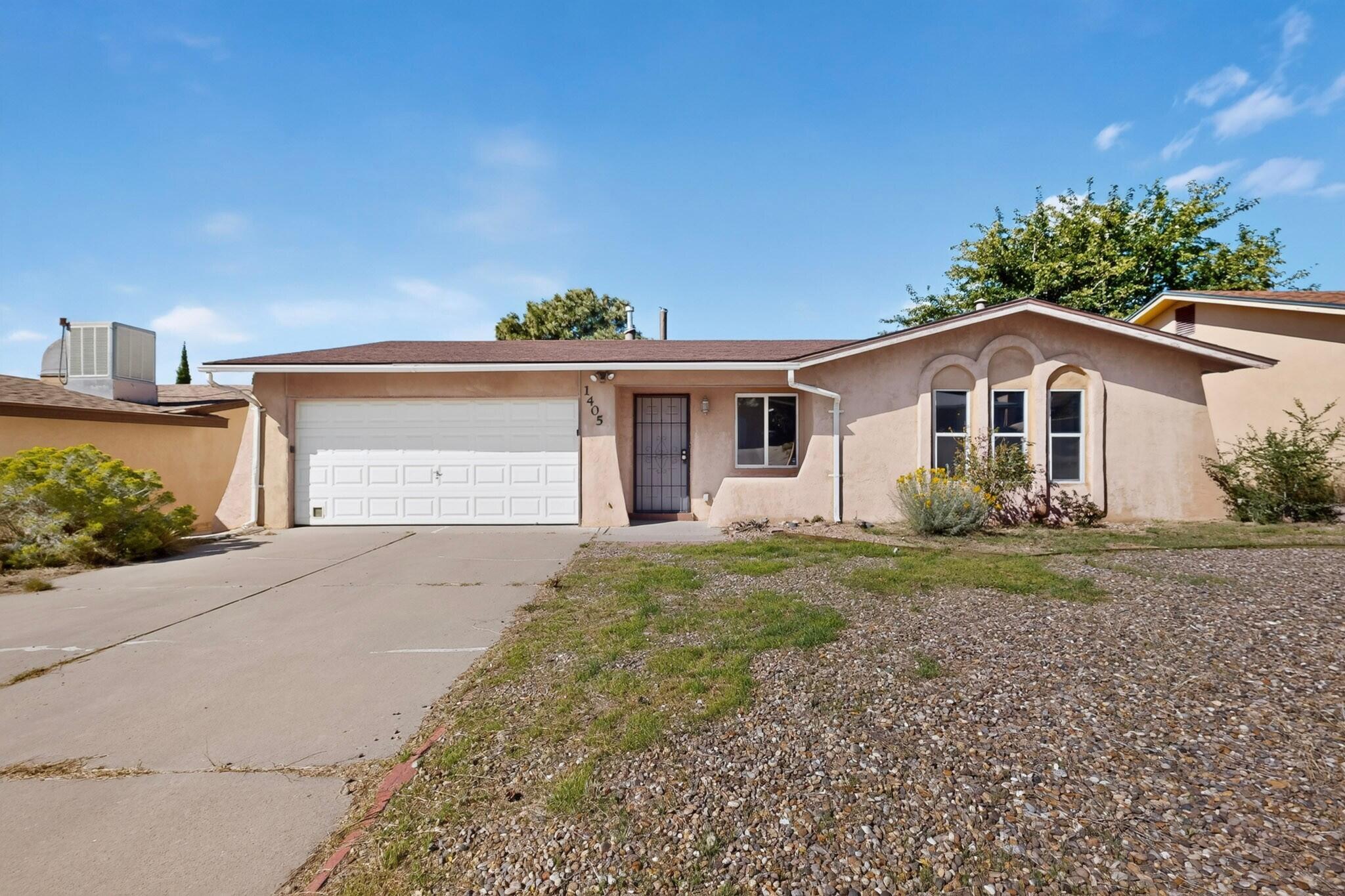 1405 Willys Knight Drive NE