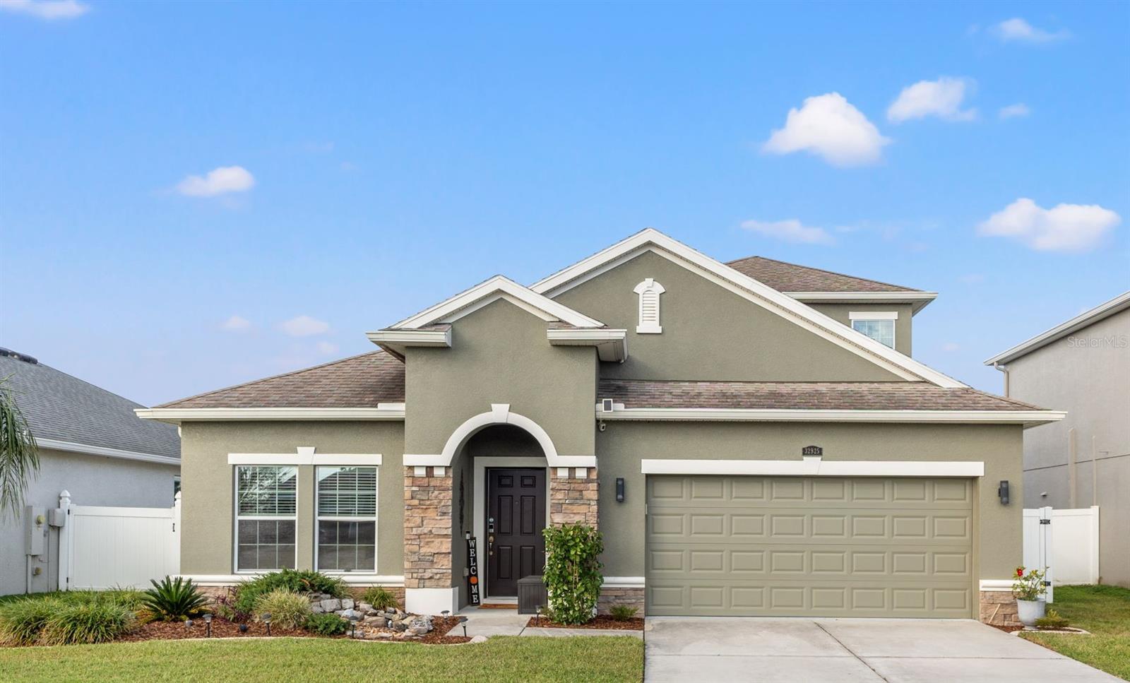 32925 HILLMAN CT