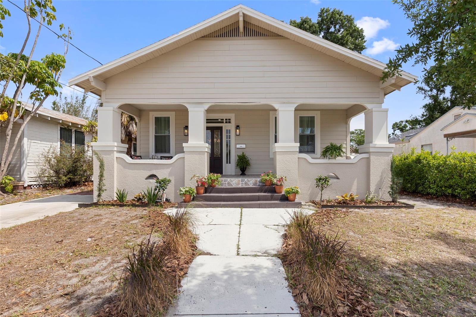 1917 W LEMON ST